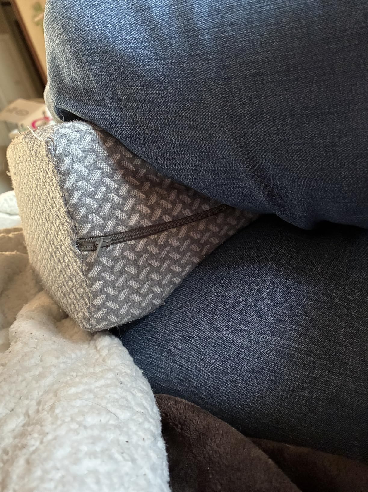 BlissTrends Memory Foam Knee & Leg Pillow for Side Sleepers, Grey, Large - Ergonomic Supports Knees, Legs, Hips, Back and Spinal Alignment for Side Sleeping and Pregnancy, Removable Washable Cover customer photo 1