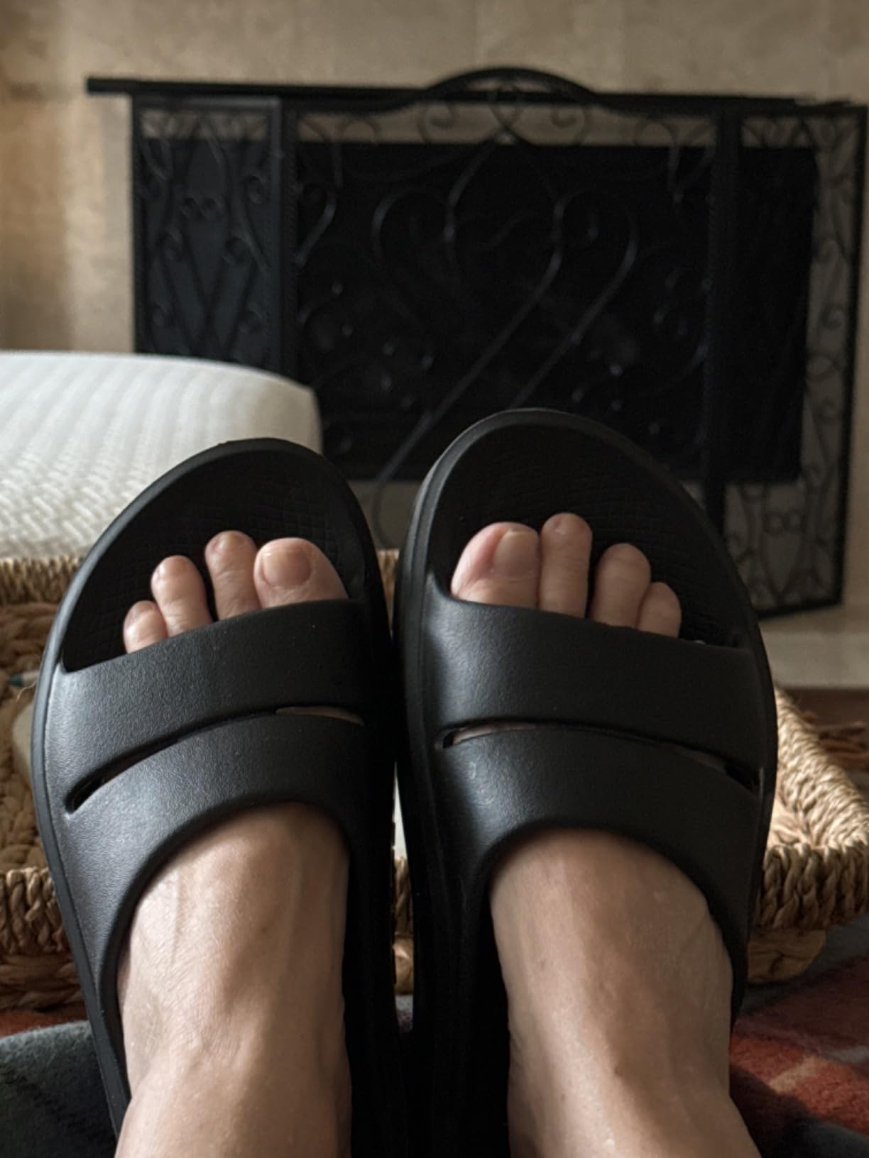OOFOS OOmega OOahh Recovery Sandal - Women's customer photo 1