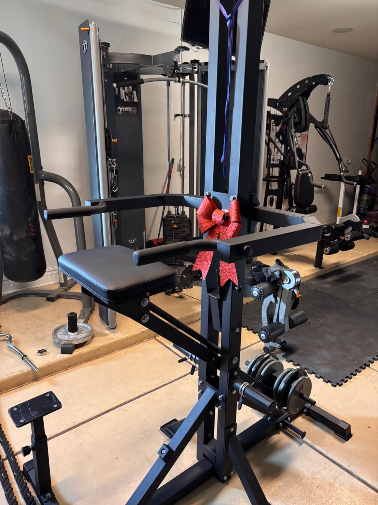 Assisted Pull Up Machine, GMWD 600LBS Leverage Assisted Chin and Dip Machine, 4 in 1 Plate Loaded Gym Equipment, Pull Up Machine with 1:1 Counterweight System & Band Peg for Home Gym customer photo 2