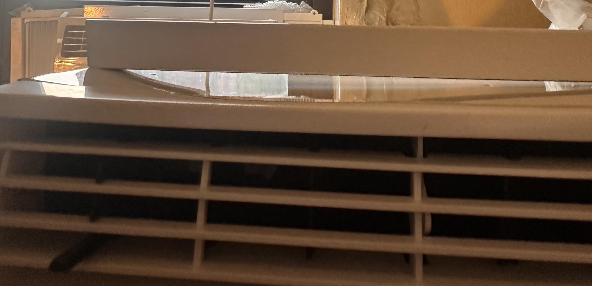 LG LW1024RSMX Window Air Conditioner, Wi-Fi Enabled w/Remote, 450 Sq.Ft, 4-Way Air Deflection, 3 Cooling and Fan Speeds, 115V, 10,000 BTU, White customer photo 2