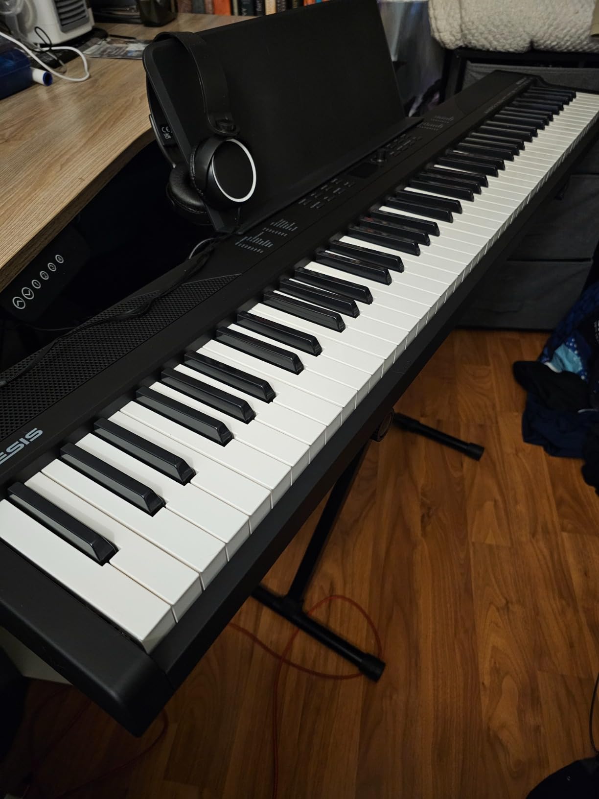 Alesis Recital Play 88-Key Piano Keyboard Bundle - Portable, 480 Voices, Split/Layer Modes, Includes Lessons, Stand, Sustain Pedal, Headphones, Carry Bag, for Beginners customer photo 2
