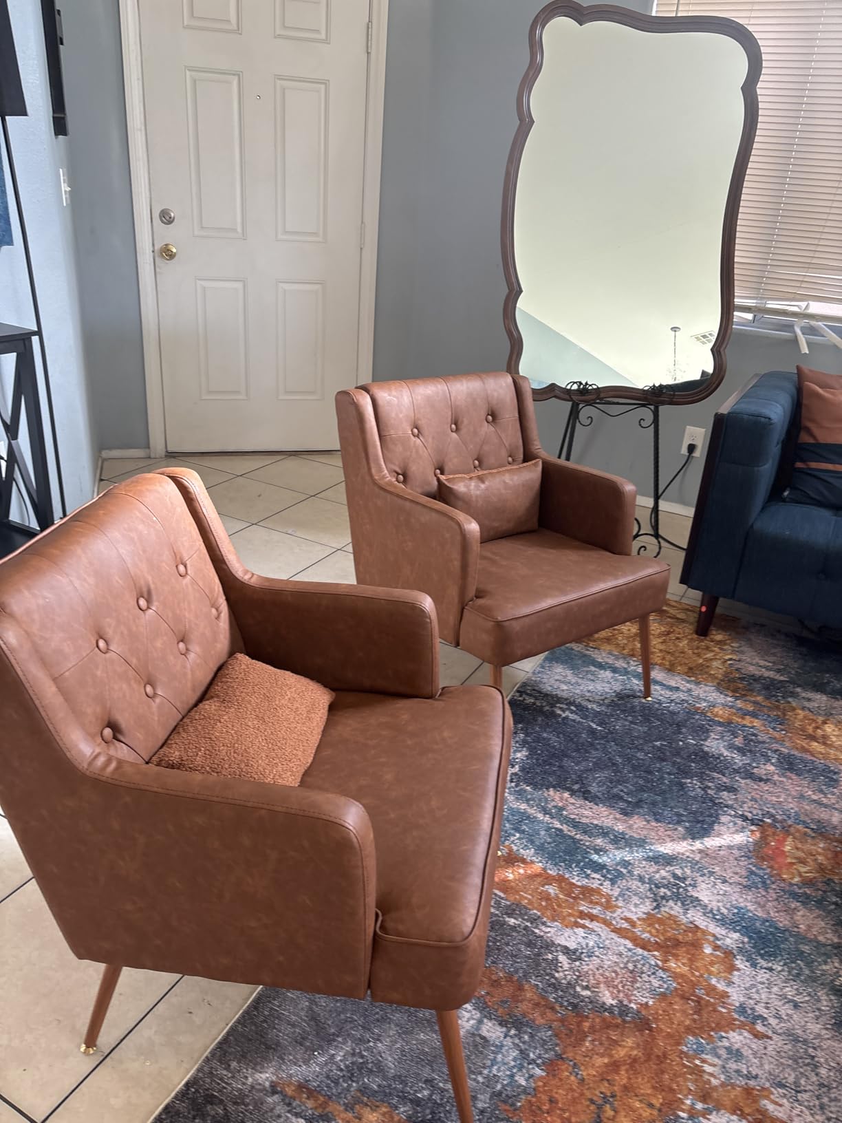 Yaheetech Accent Chair, Mid-Century Modern Armchair, Retro Brown - Faux Leather Chair with Lumbar Pillow customer photo 1