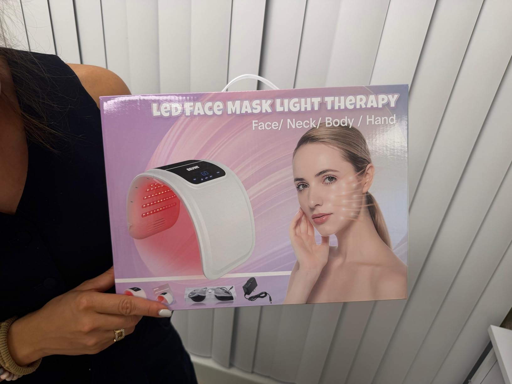 Beuwe Red-Light-Therapy-Mask, Led Light Therapy for Face, 7 Colors Led Face Mask Facial Led Light Therapy Tool Skin Care Equipment at Home, Facial Neck Body Hand Beauty Mask customer photo 1