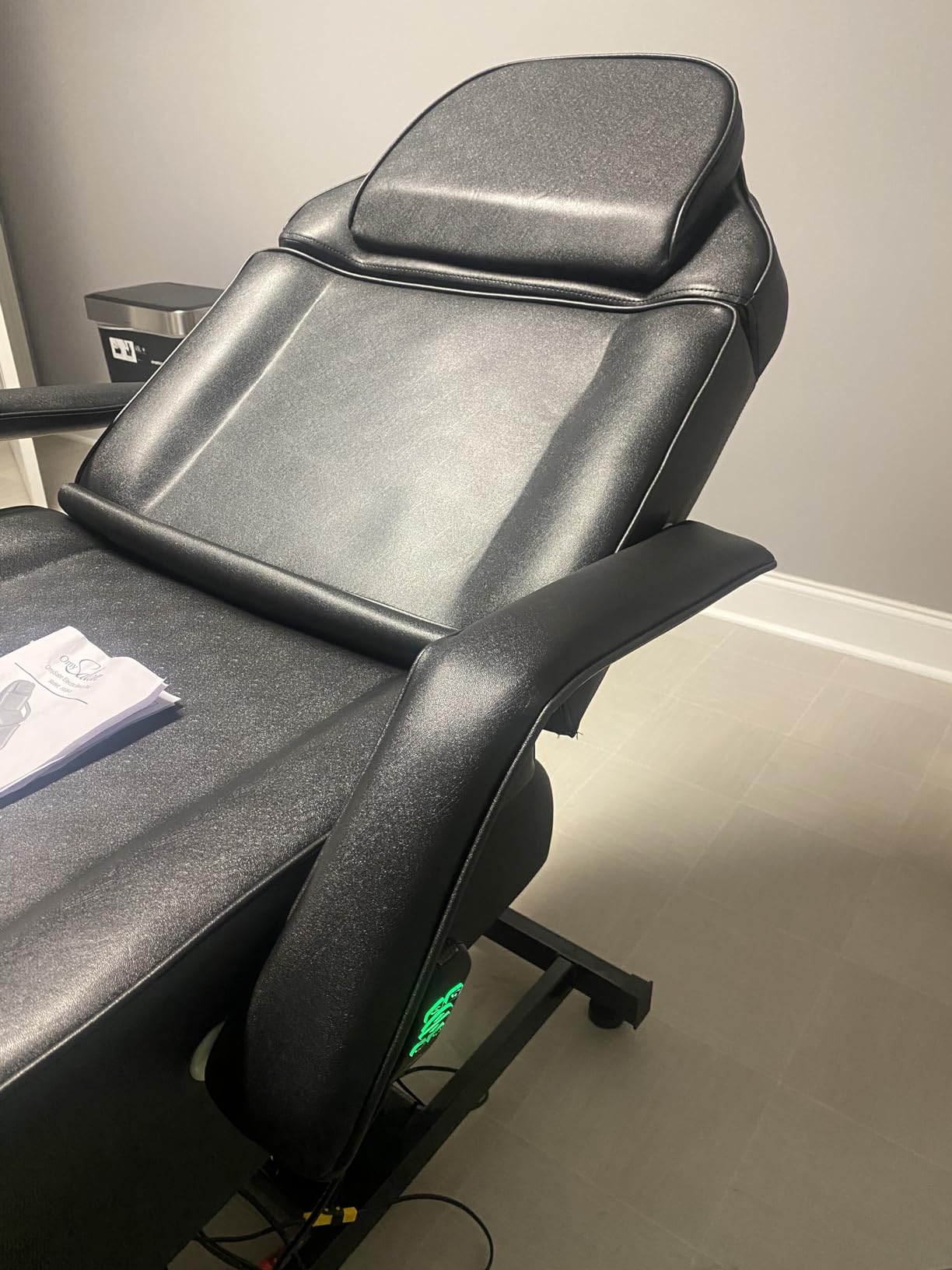 OmySalon Fully Electric Salon Facial Bed Chair, Multi-Purpose Massage Tattoo Lash Waxing Table, Height Backrest Footrest Adjustable, for Beauty Barber Spa (White) customer photo 2