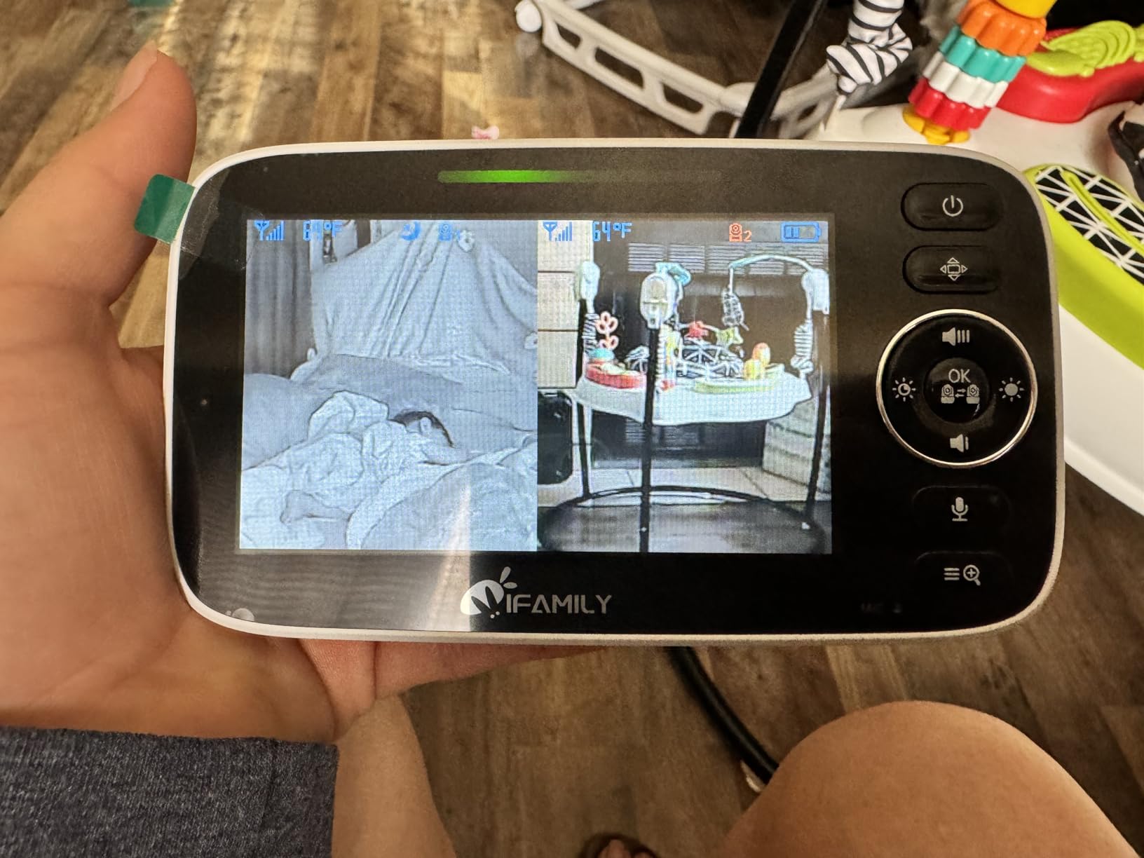 iFamily Split Screen Baby Monitor, Large Display Video Baby Monitor with 2 Cameras and Audio, Long Range, Remote pan tilt, Night Vision, Temperature Sensor, 2 Way Talk, Feeding Clock and lullabies customer photo 2