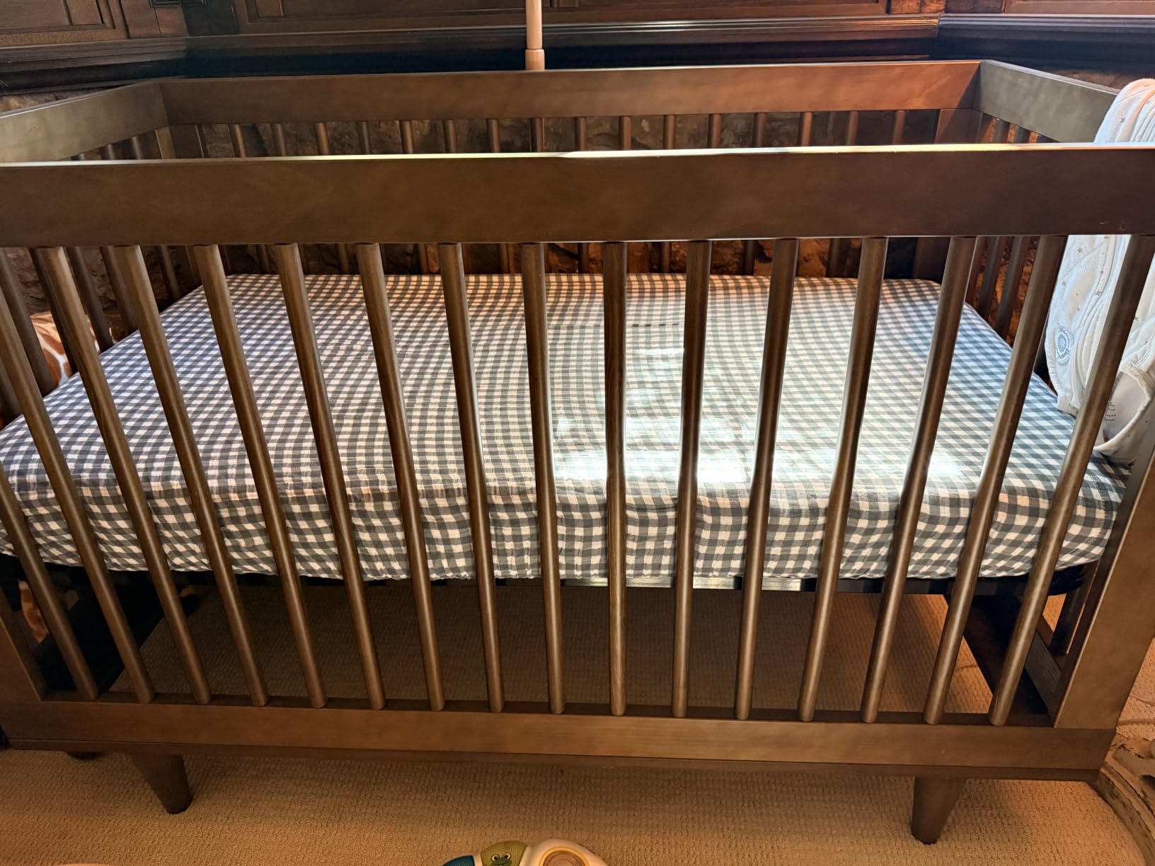 Davinci Marley 3-in-1 Convertible Baby Crib, Walnut customer photo 2