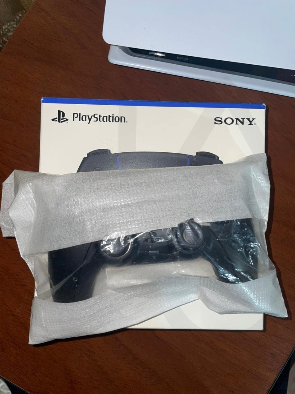 PlayStation DualSense Wireless Controller - Midnight Black customer photo 2