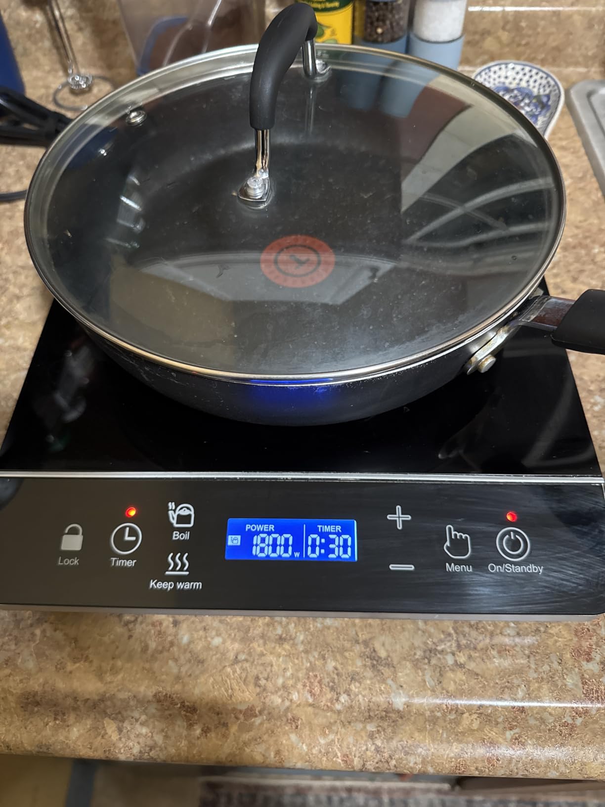 OMEO Portable Induction Cooktop Hot Plate Countertop Burner 1800 Watts Induction Burner with LCD Sensor Touch, LED Display, 10 Temperature Levels, Child Safety Lock, Auto Shutoff Function customer photo 1