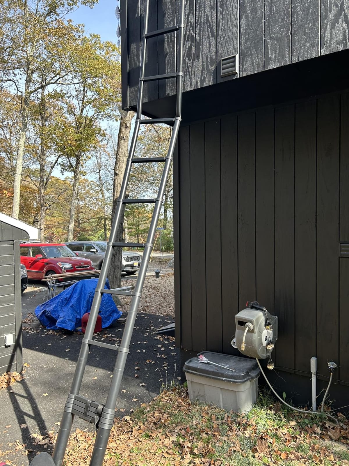 Telescoping Ladder 20 FT, Aluminum Extension Ladder with Hooks, Black | Collapsible Compact Design, Easy Carry and Space-Saving Storage, EN131 Certified, 330lbs Capacity customer photo 2