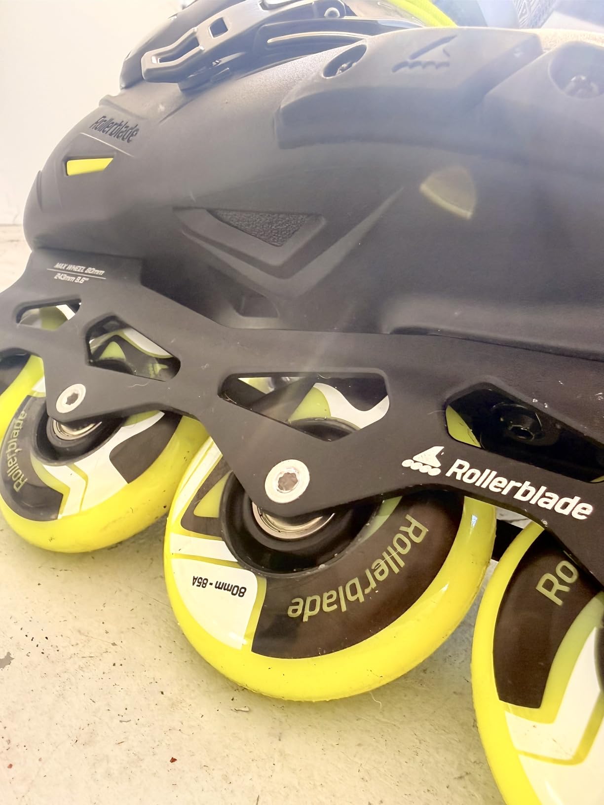 Rollerblade Lightning Men's Urban Inline Skate, Black and Lime customer photo 2