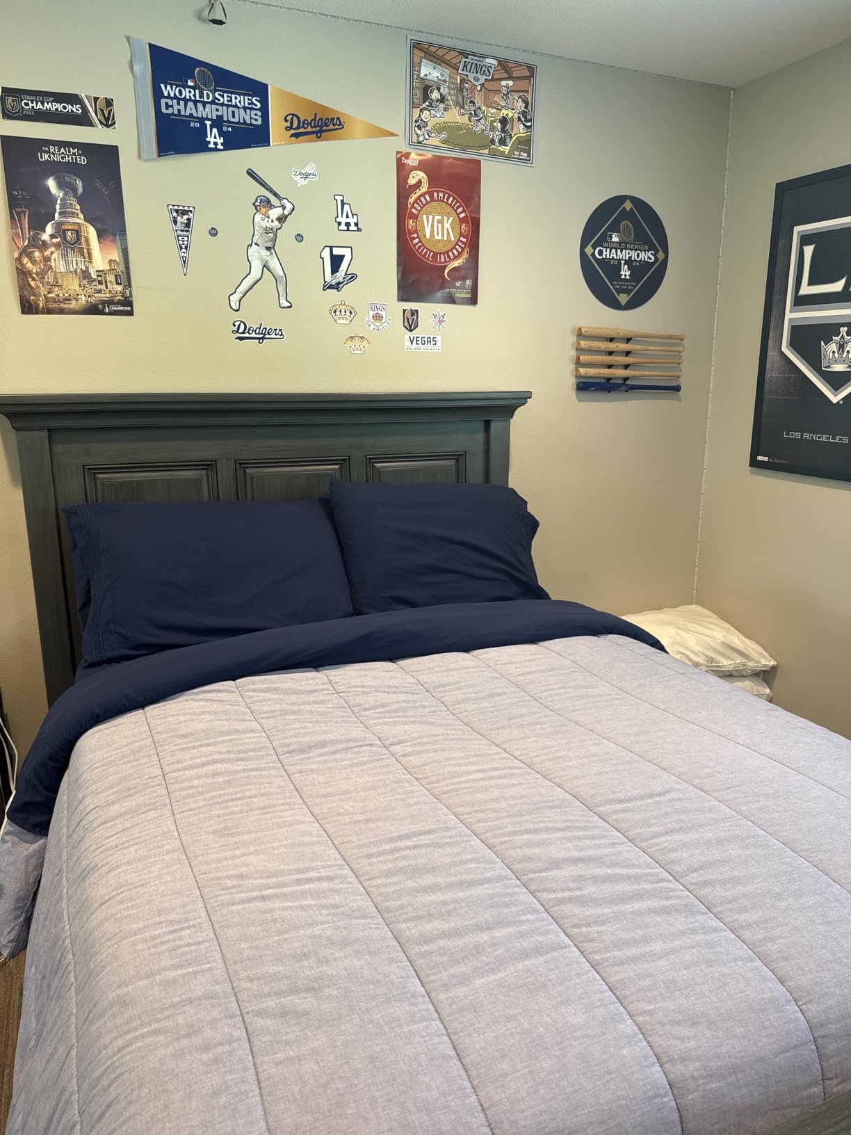 King Size 4 Piece Sheet Set - Breathable & Cooling Sheets - Antique White | Hotel Luxury Bed Sheets for Women & Men, Deep Pockets, Easy-Fit, Extra Soft and Wrinkle Free Sheets, Oeko-Tex Bed Sheet Set customer photo 2