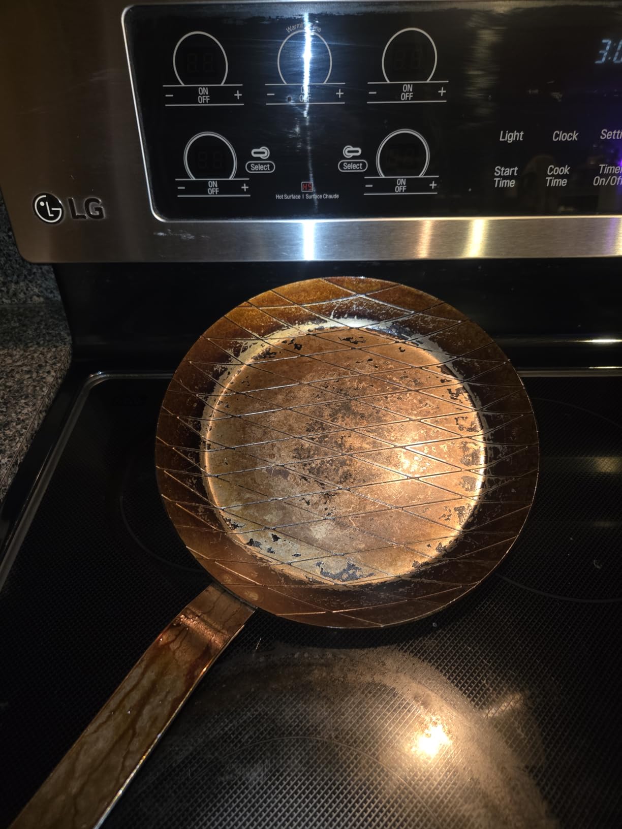 ZWILLING Forged 9.5-Inch Carbon Steel Frying Pan, PFAS-Free Pre-Seasoned Frying Pan, Induction Compatible Skillet, Oven Safe Carbon Steel Cookware customer photo 1