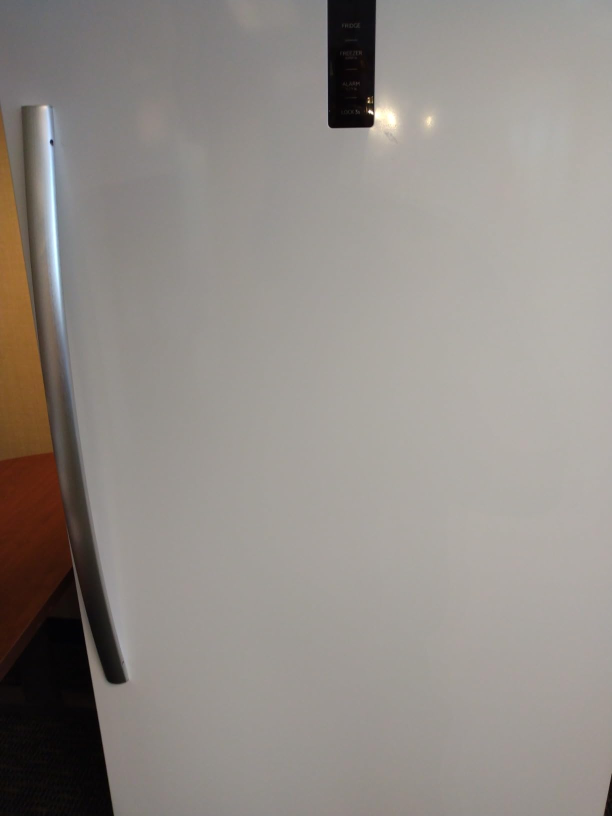 Kenmore Upright Freezer-Convertible Refrigerator/Freezer, 4 Shelves, Garage Ready, Meat Storage, Auto Defrost, 21.0 Cubic Feet Capacity White customer photo 1