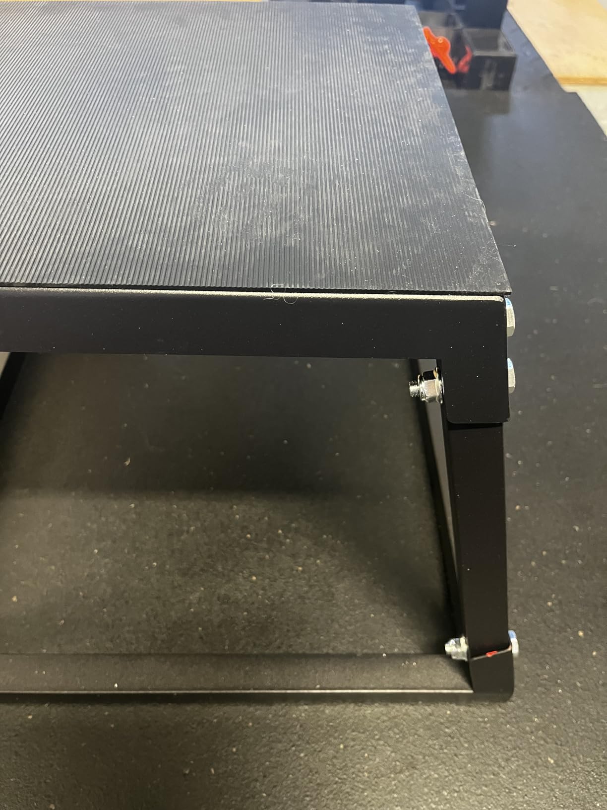 VEVOR Plyometric Jump Box, 18 Inch Plyo Box, Steel Plyometric Platform and Jumping Agility Box, Anti-Slip Fitness Exercise Step Up Box customer photo 1