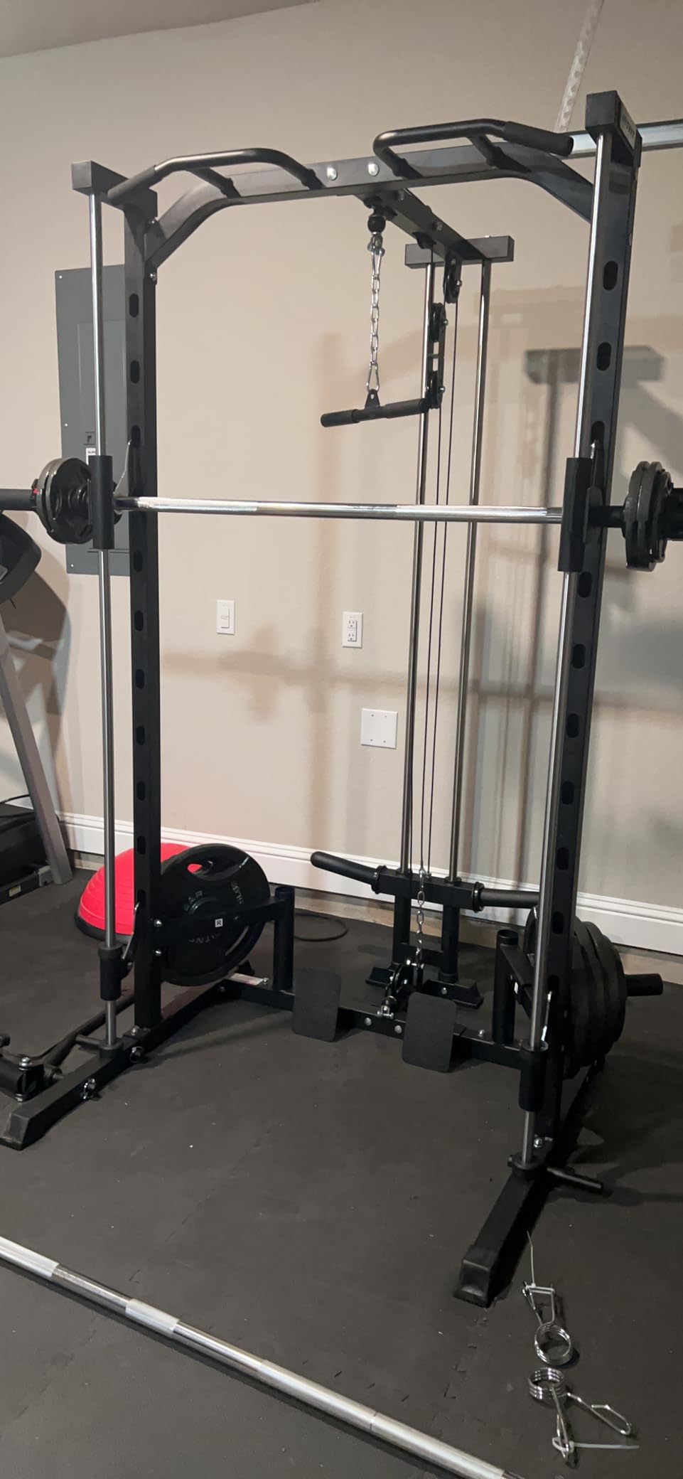 Smith Machine Power Rack with LAT-Pull Down System, Landmine, Barbell Bar, Plate Storage Pegs customer photo 2
