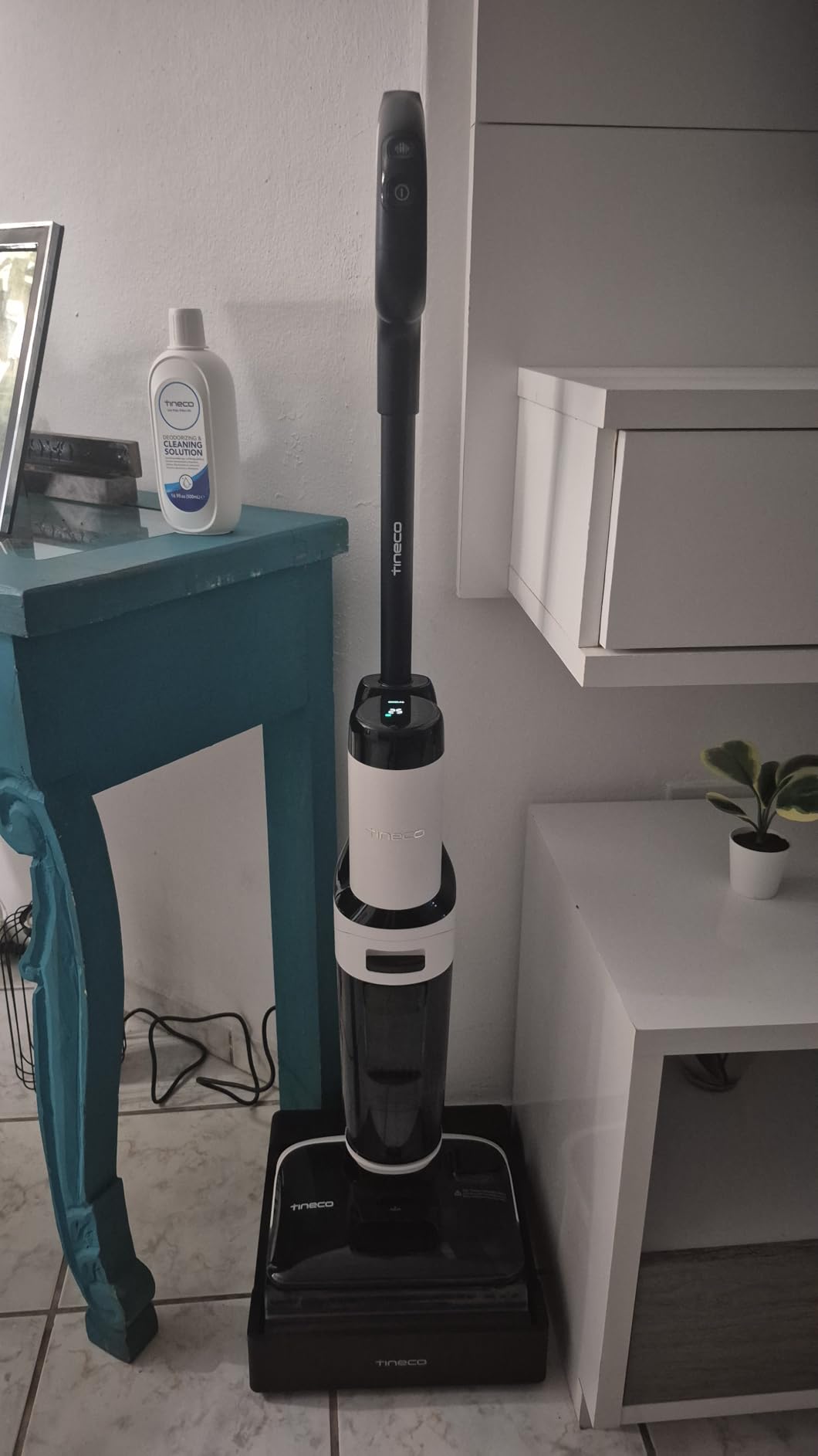 Tineco Floor ONE Stretch S6 Cordless Wet Dry Vacuum Cleaner, 180° Lay-Flat Smart Vacuum Mop, 40 Minutes Long Runtime 158°F Flashdry Self-Cleaning, Dual-Sided Edge Cleaning Lightweight Floor Cleaner customer photo 1