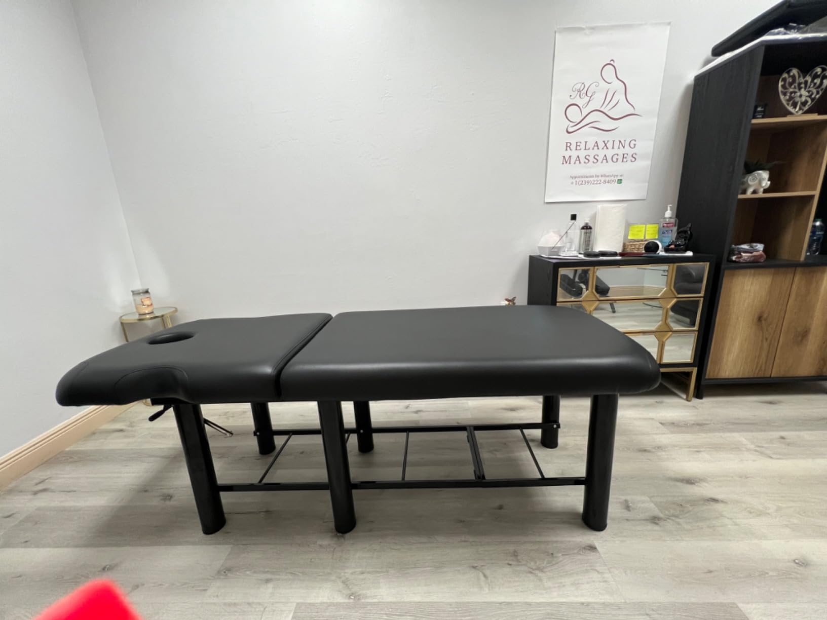 Hohuqeri Professional Massage Bed 73 Inch, Treatment Table Salon with Removable Headrest, Faux Leather Stationary Physical Therapy Table, Spa Facial with Adjustable Backrest, Steel Frame, Black customer photo 2
