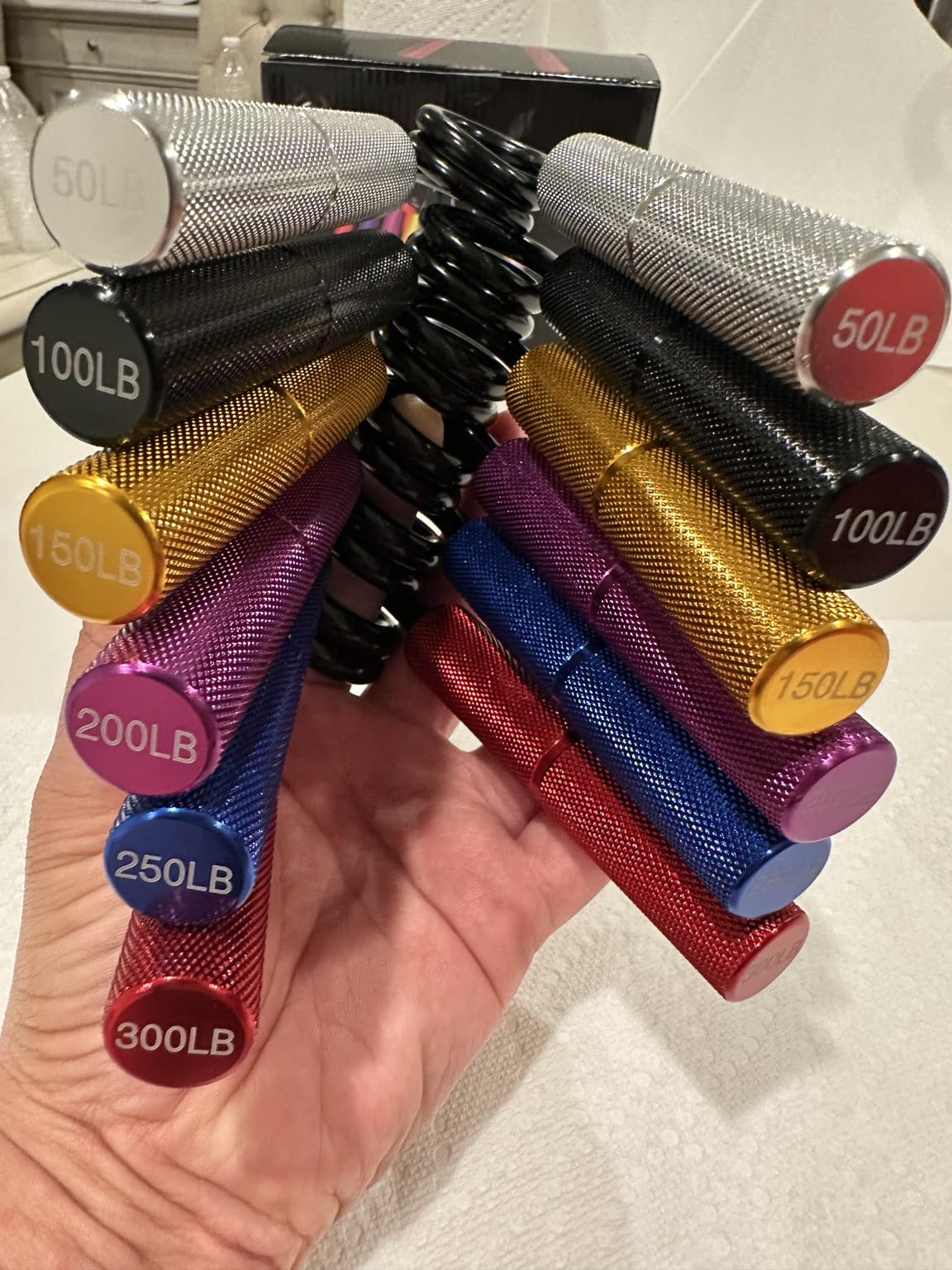 Grip Strength Trainer Set, 50-300LB Hand Grip Strengthener, Hand Forearm Strengthener 6 Pack, Workout Equipment for Hand Arm Forearm Wrist Finger customer photo 2