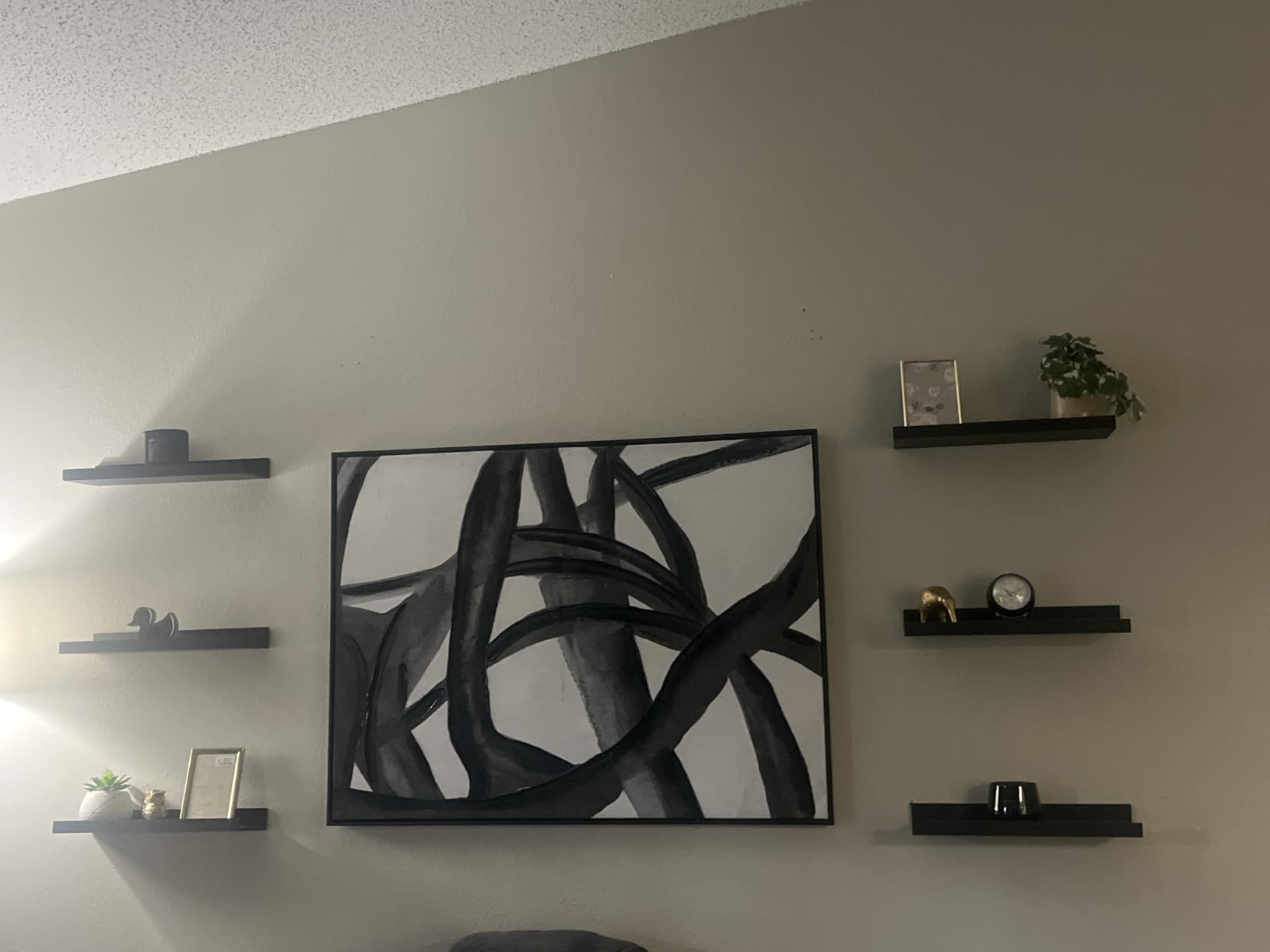 upsimples Floating Shelves for Wall Decor and Storage, Black, 6Pcs 15.7'' | Wall Mounted Wood Shelves for Living Room, Bedroom, Bathroom, Kitchen, Office, Laundry Room Display and Organize customer photo 1