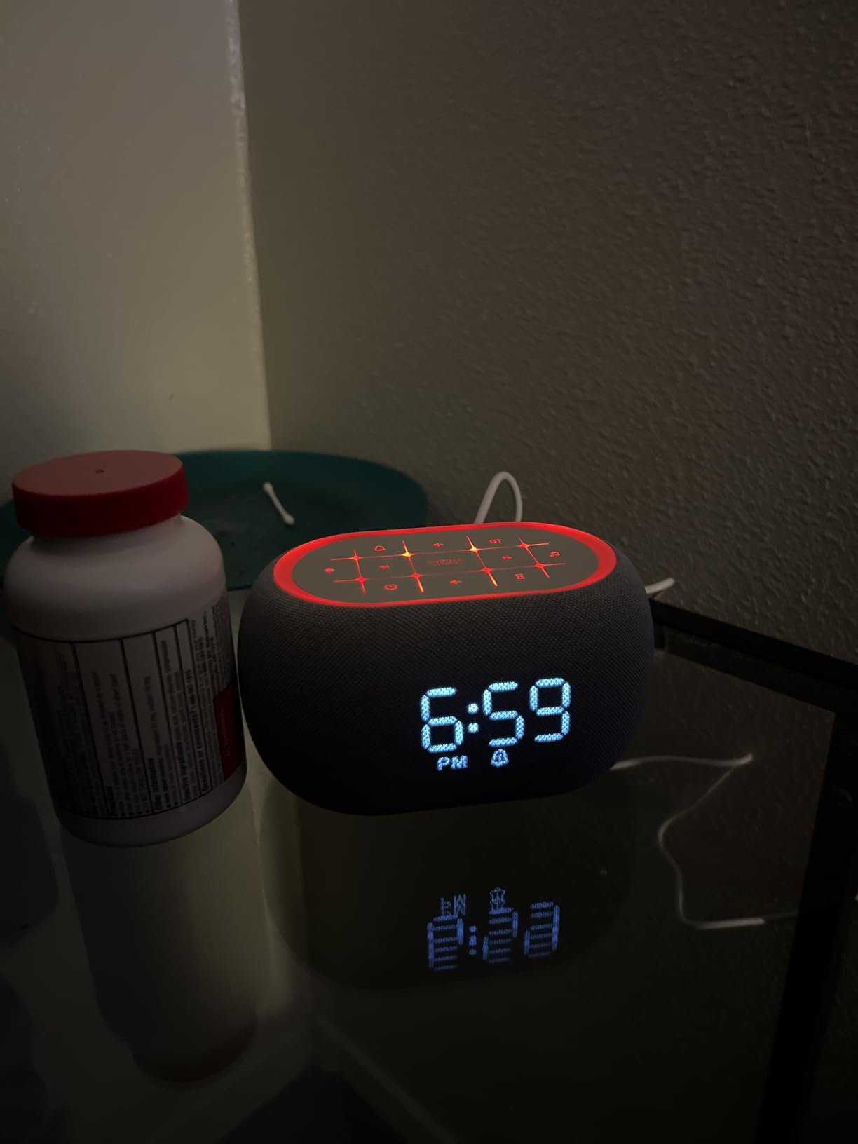 ANJANK Alarm Clock White Noise Sound Machine with Bluetooth Speaker, 21 Soothing Sounds, 7 Night Lights, 0-100% Dimmer/Sleep Timer/Volume Control, Small Design for Kids Adults Sleeping, Bedroom (Black) customer photo 2