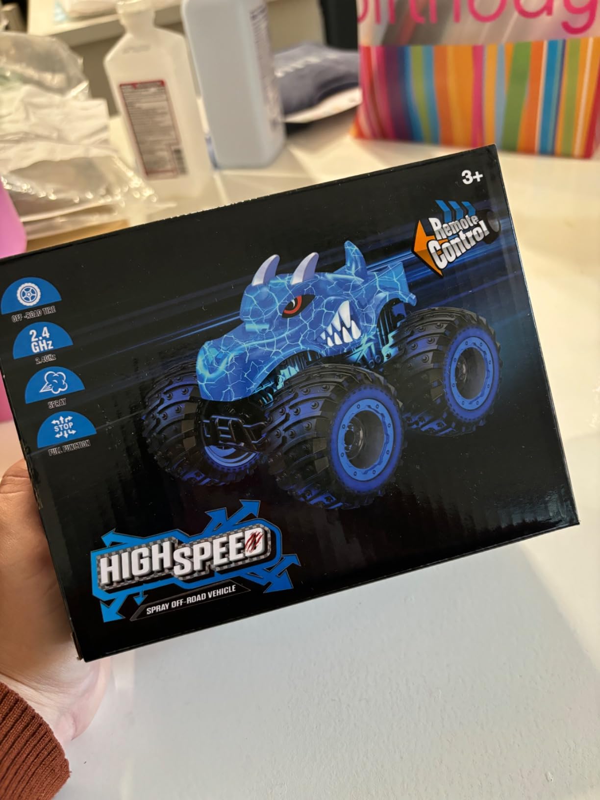 AUUGUU Remote Control Car, 2.4GHz Monster Trucks Toys with Light Spray, Birthday Gift for Kids 3 4 5 6 7 8, All Terrain RC Cars, Toddler Toys for Boys Girls 3+ Year Old customer photo 1