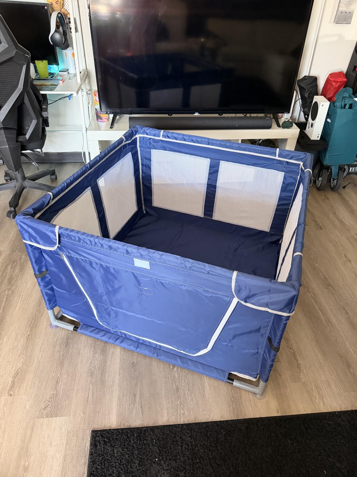 XVISHX 42x42 Inches Puppy Playpen with Gate, Dog Playpen for Puppies or Small Dogs, DogFence Pet Playpen for Indoor & Outdoor, Sturdy Safety DogPen with Thickened Fabric customer photo 2