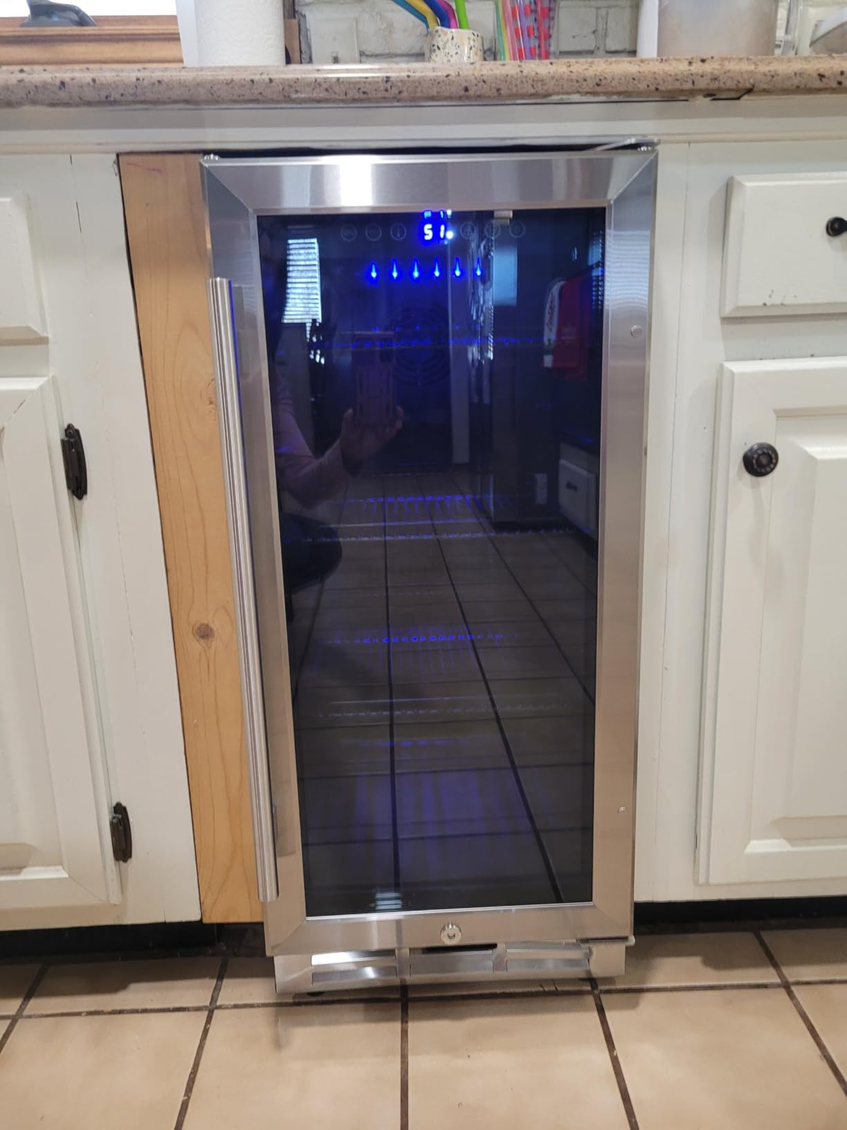 Feelfunn 15 Inch Beverage Refrigerator Under Counter - 126 Cans Beverage Fridge with Glass Door for Beer Wine Soda - Built-in or Freestanding Wine Cooler with Safety Lock for Home Kitchen Bar customer photo 1