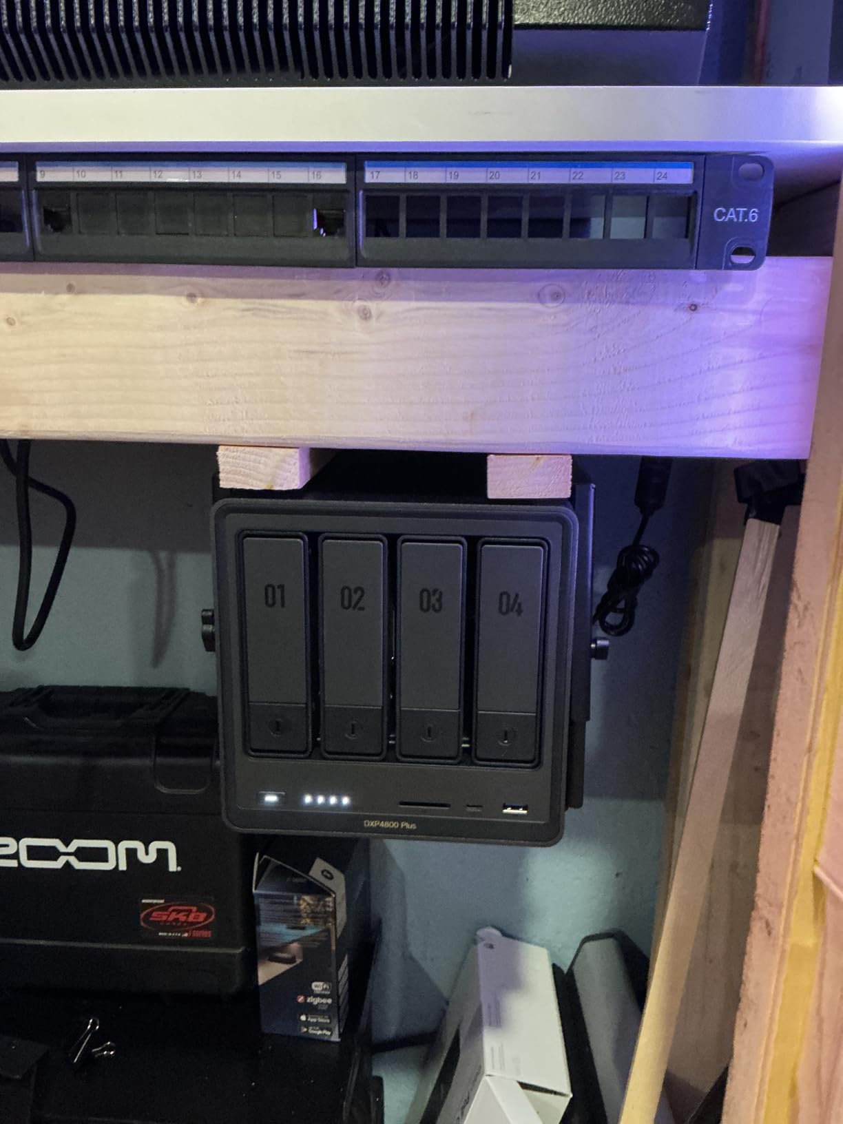 UGREEN DXP4800 Plus 4-Bay NAS for Families, Creators & Small Teams | 4K Home Media, File Server & Hardware Transcoding, Intel 8505, 8GB DDR5, 10GbE & 2.5GbE, Built-in 128G SSD, 2x M.2 NVMe (Diskless) customer photo 1