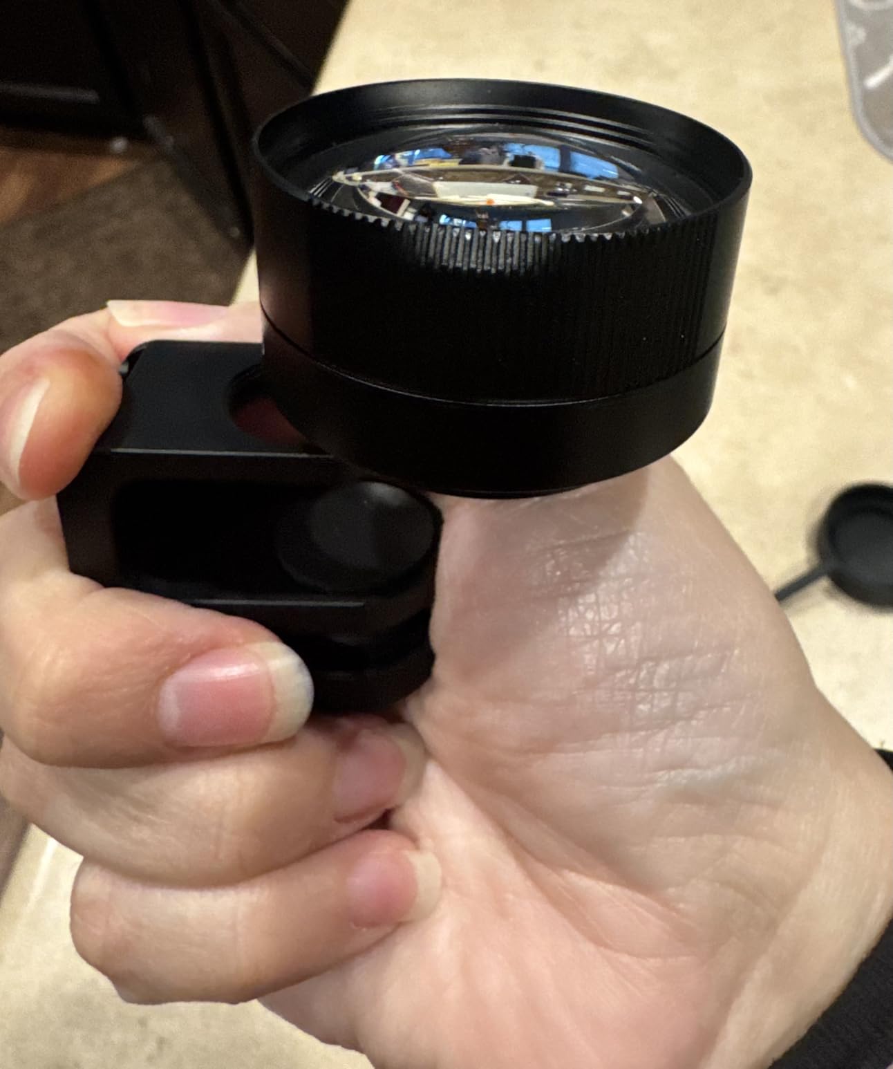 ULANZI CL-003 Phone Macro Lens, HD 75mm Phone Camera Lens for 17mm Thread | Lens Compatible with iPhone Samsung Smartphone Cage Case with 17mm Adapter Phone Video Photo Photography Accessories customer photo 2