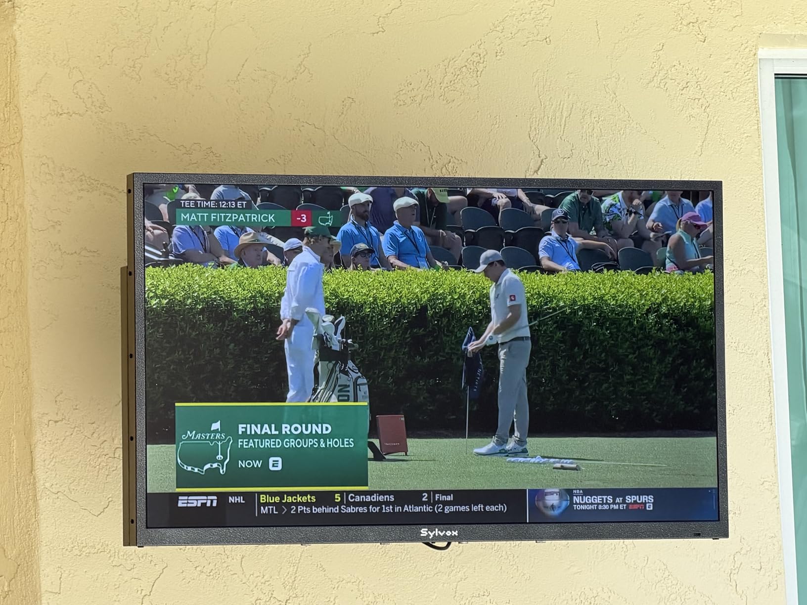 SYLVOX Outdoor TV, 55 inch Smart Waterproof Outdoor TV, 4K UHD Weatherproof | IP56, Support Dolby Vision Atmos, Google Cast, 1000 nit Brightness for Outside Partial Sun & Full Shade (Deck Pro 3.0 /2026) customer photo 2