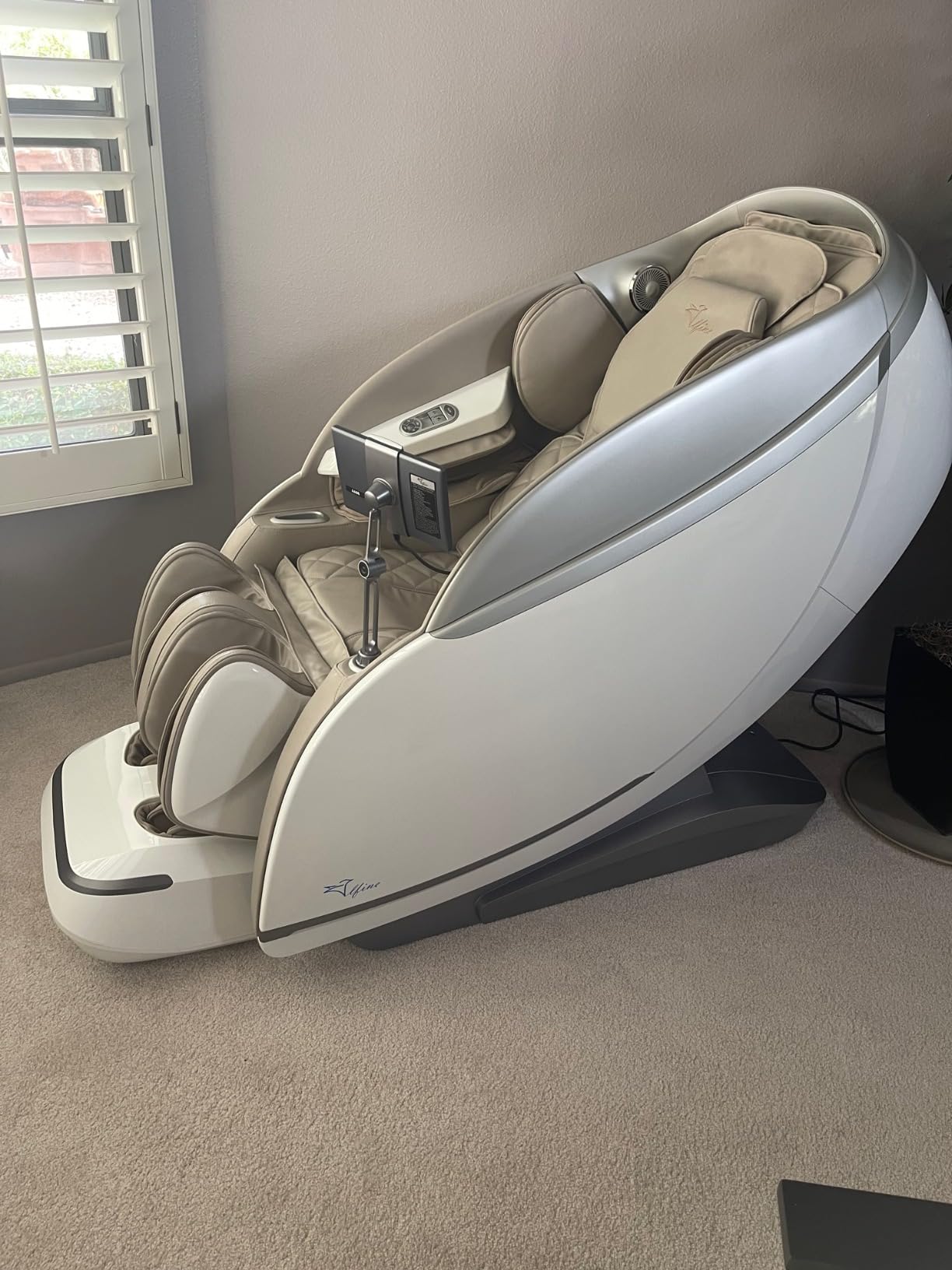 Alfine A688 Heaven Duet Massage Chair-4D & 3D Dual-Mechanism Zero Gravity Recliner with Yoga Stretch and Electric Automatic Footrest Extension-Full Body Relaxation (Brown) customer photo 1