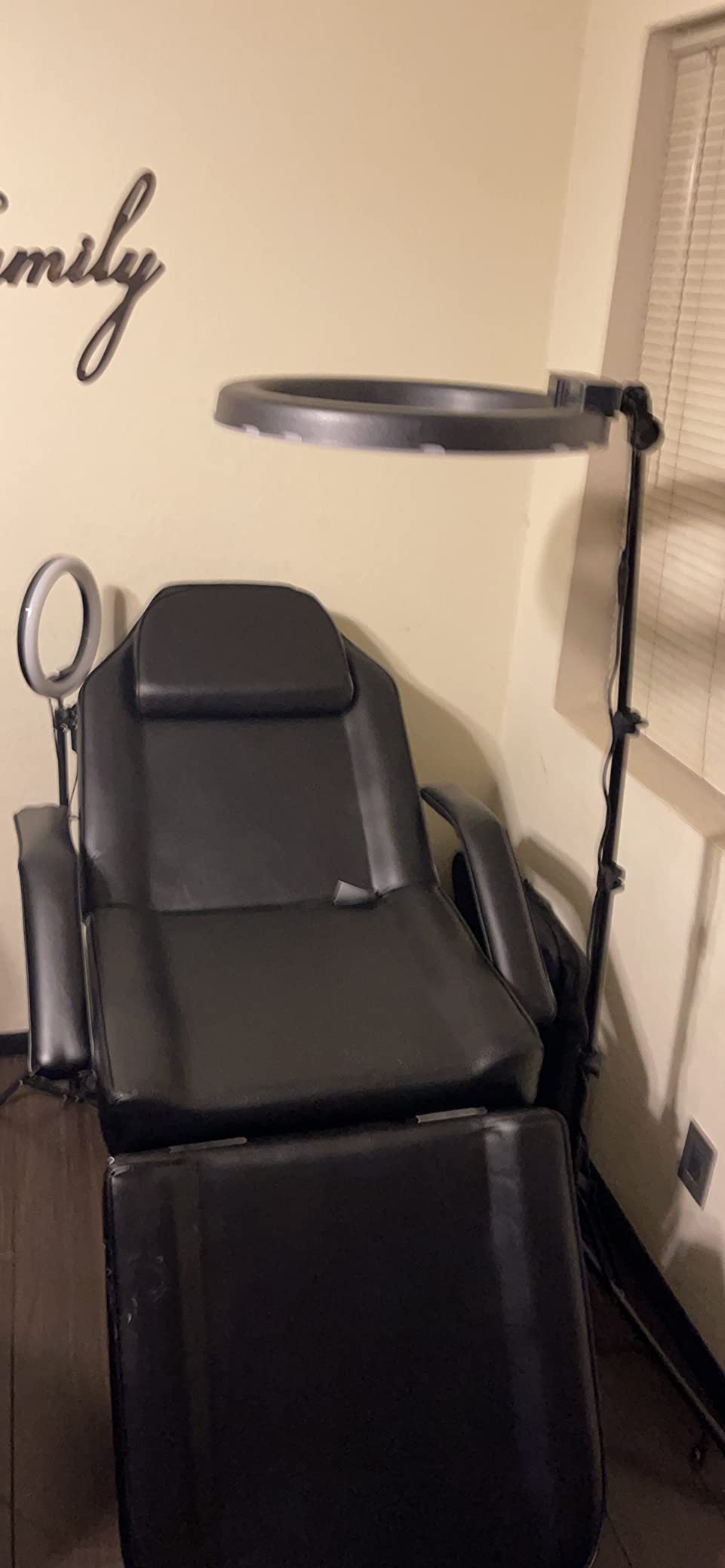 Artist hand Massage Table Electric Height Adjustable Massage Bed Massage Bed Facial Bed Lash Bed for Eyelash Extensions Salon Chair (White) - Electric Height Adjustment Offers Convenient Positioning For Facial Treatments, Lash Extensions, Massage & Spa Services customer photo 1