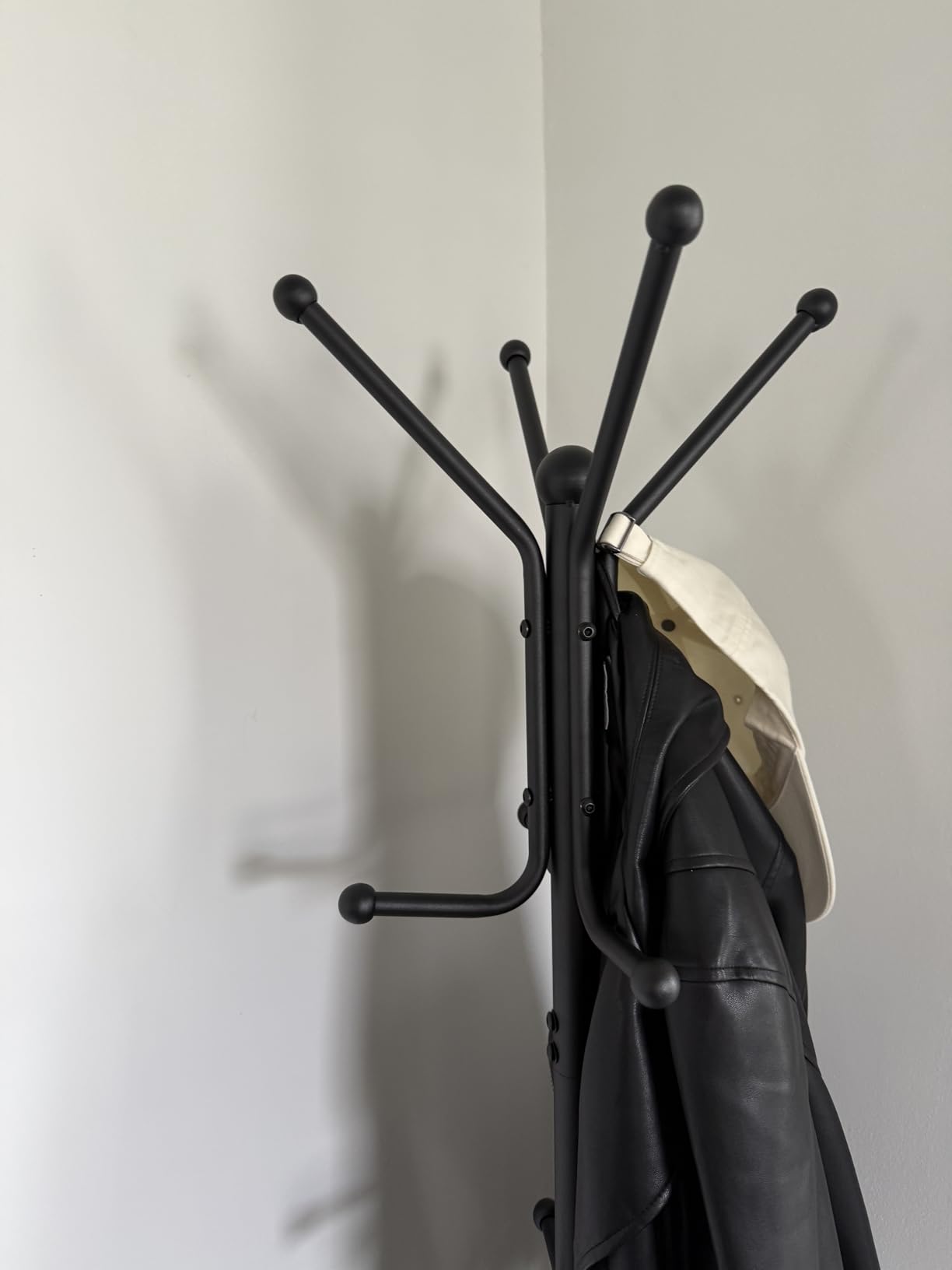 Yoobure Coat Rack Freestanding - Coat Tree with Umbrella Holder, Metal Coat Rack Stand with 12 Hooks, Modern Coat Hanger Stand for Entryway, Purse Rack Hat Rack Stand for Living Room Bedroom Office customer photo 1