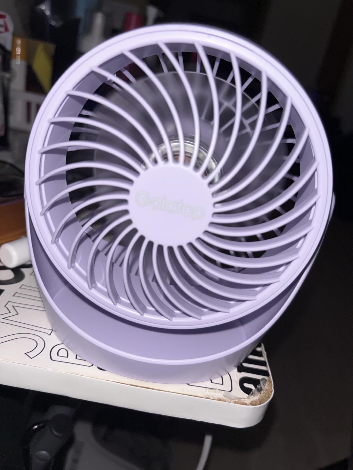 Gaiatop Desk Fan, 5-Inch Portable Electric Table Desktop Air Circulator Fan | Powerful with 3 Speed 360 Adjustable Tilt Compact Design For Cooling Home Room Bedroom Bathroom Kitchen Office customer photo 1