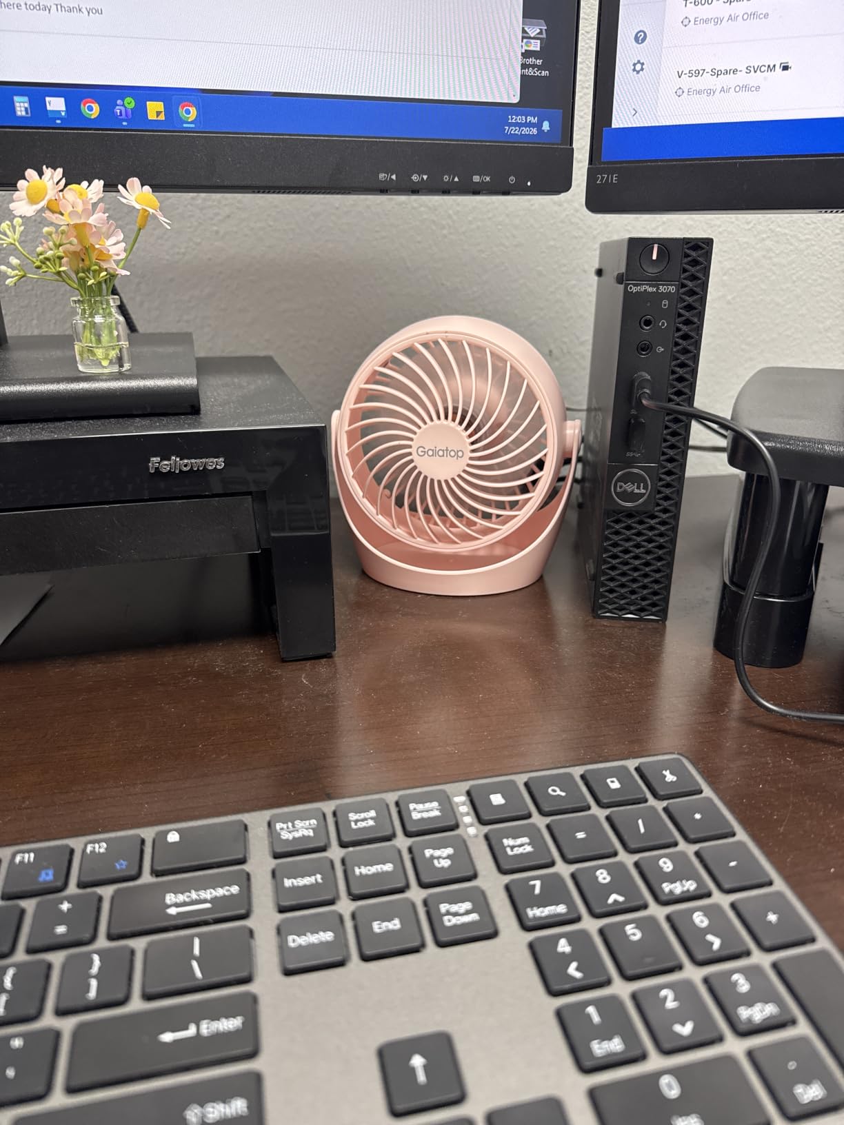 Gaiatop Desk Fan, 5-Inch Portable Electric Table Desktop Air Circulator Fan | Powerful with 3 Speed 360 Adjustable Tilt Compact Design For Cooling Home Room Bedroom Bathroom Kitchen Office customer photo 2