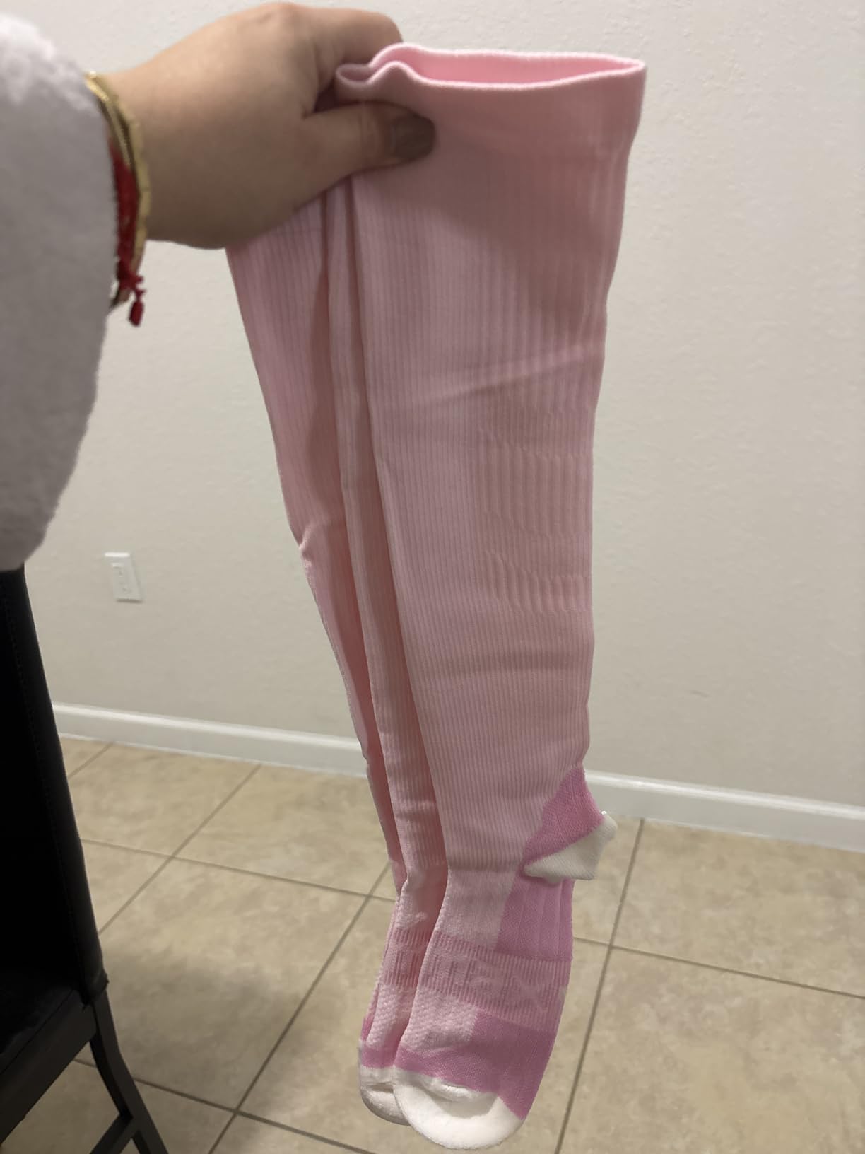 BRISIRA Coolmax Cooling Compression Socks for Women 2 Pairs Knee High 15-20 mmHg Arch Support for Nurse Pregnancy Flying customer photo 2