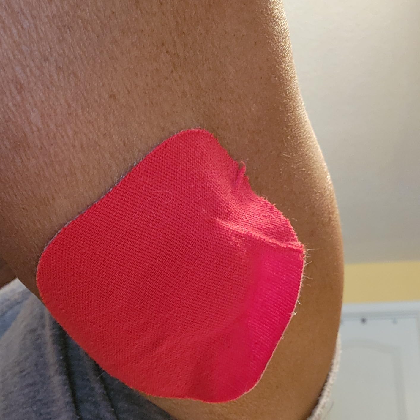 2 Pack Reusable Dexcom G7 Hardshell Covers Reduce Compression Lows | Add-On Covers Customized for Dexcom G7 and Stelo CGM Sensors (4 Pack Dexcom G7 and Stelo Adhesive Patches Included) customer photo 1