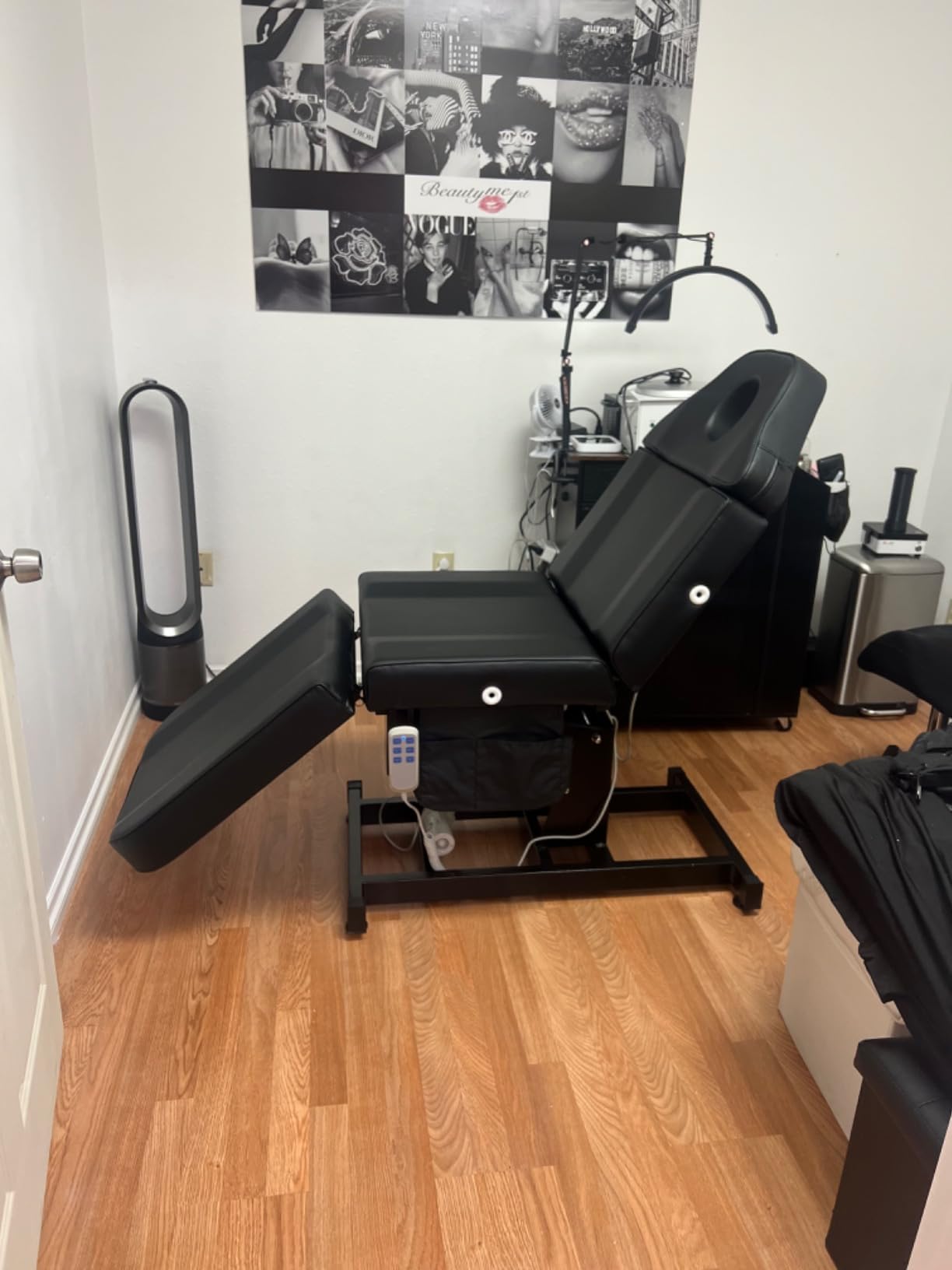 Icoget Fully Electric Tattoo Bed Esthetician Spa Chair with 3 Motor, Remote Control Height and Angle Facial Bed, 4 Section Professional Beauty Chair Massage Table, White, Stool Included customer photo 1