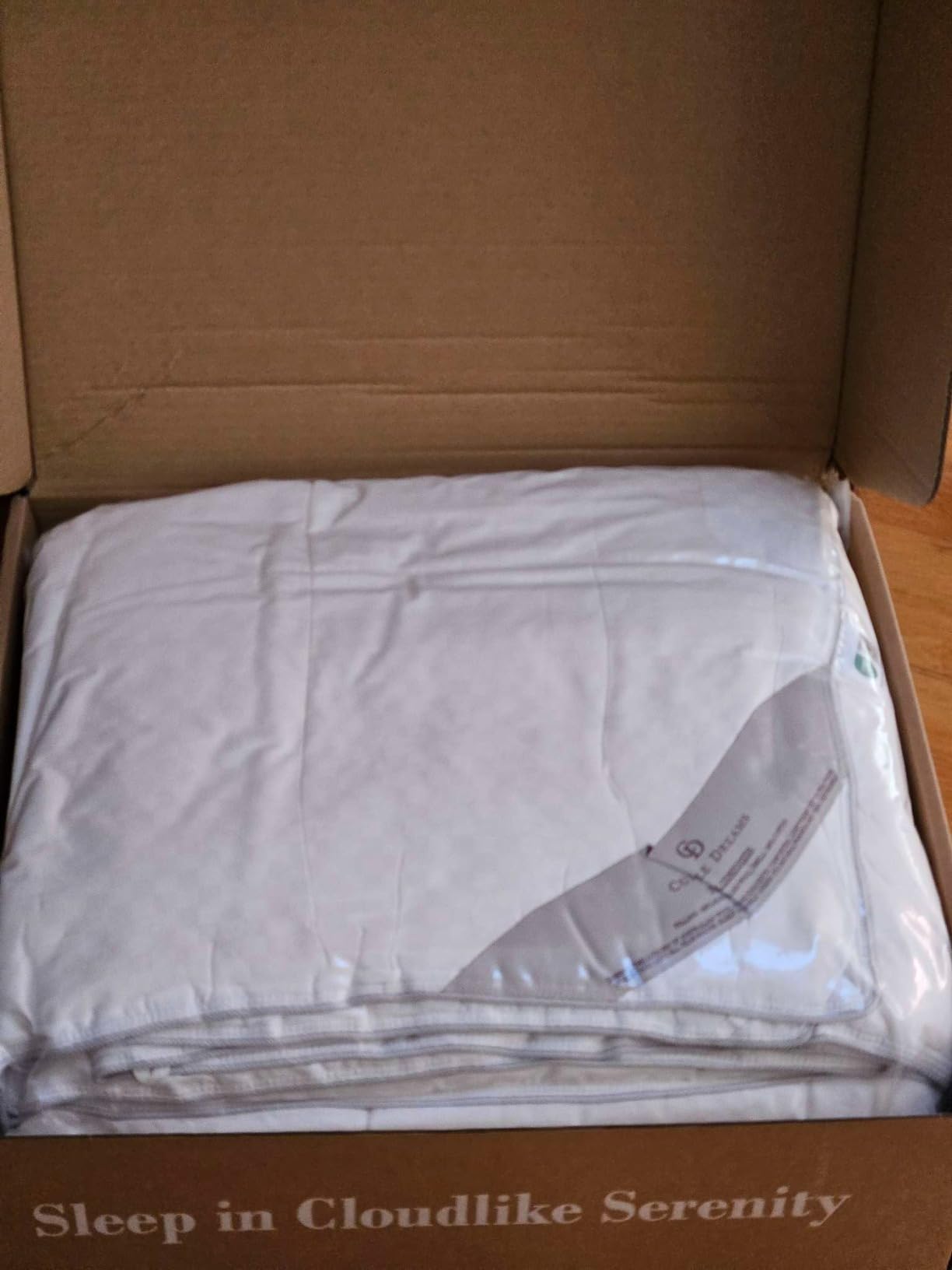 CUDDLE DREAMS Classic Wool Comforter (Midweight for All Season, Queen) | Wool Duvet Insert, Australian Wool Filling, Breathable Natural Warmth, Quiet Cotton Cover, OEKO-TEX Standard 100 Certified customer photo 1