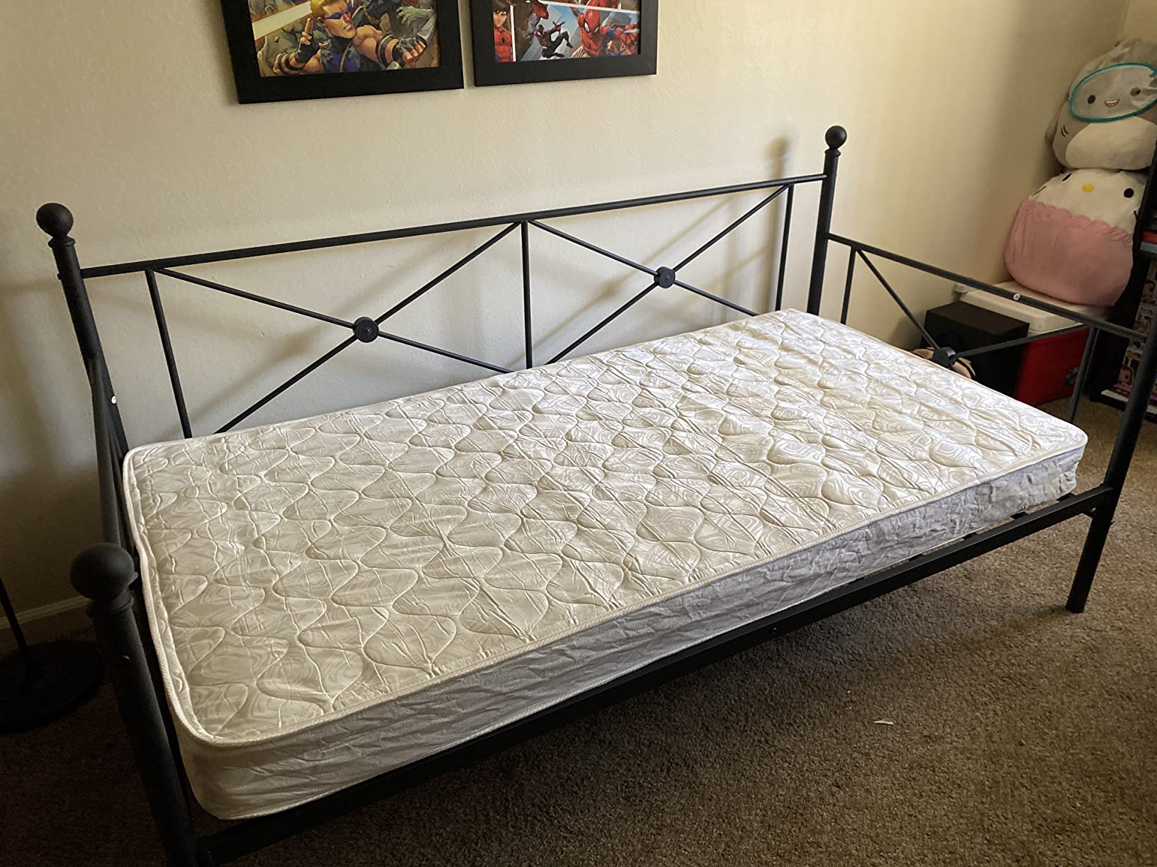 VECELO Daybed Twin Size, Day Bed Frame with Headboard, Heavy-Duty Metal Slats Support Platform for Living Room, Guest Room, Easy Assembly, White customer photo 2