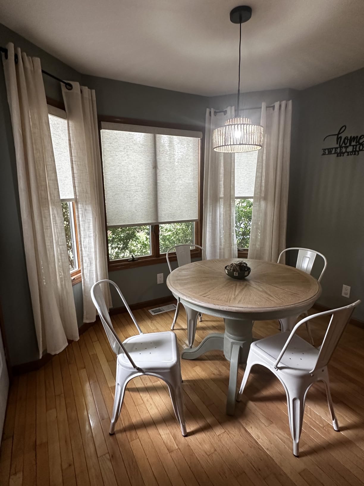 Persilux Light Filtering Roller Shades for Windows,Cordless,Linen Fabric,Roller Blinds,Thermal Insulated Fabric UV Protection Shades for Home,Office,Bedroom,Door,Light Filtering-Cream,Custom Now customer photo 2