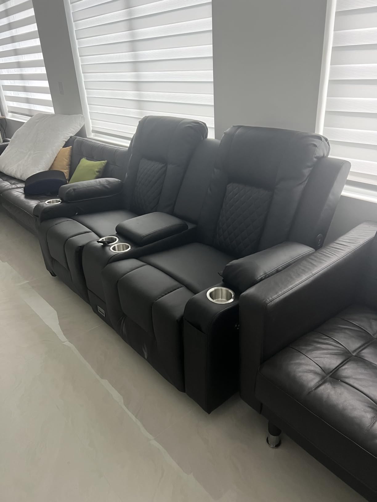 YONISEE Living Room Furniture Set, Loveseat Recliner and 2PC Massage Recliner Chair, Luxury Reclining Sofa 3PC Set for Living Room (2+1+1) customer photo 1