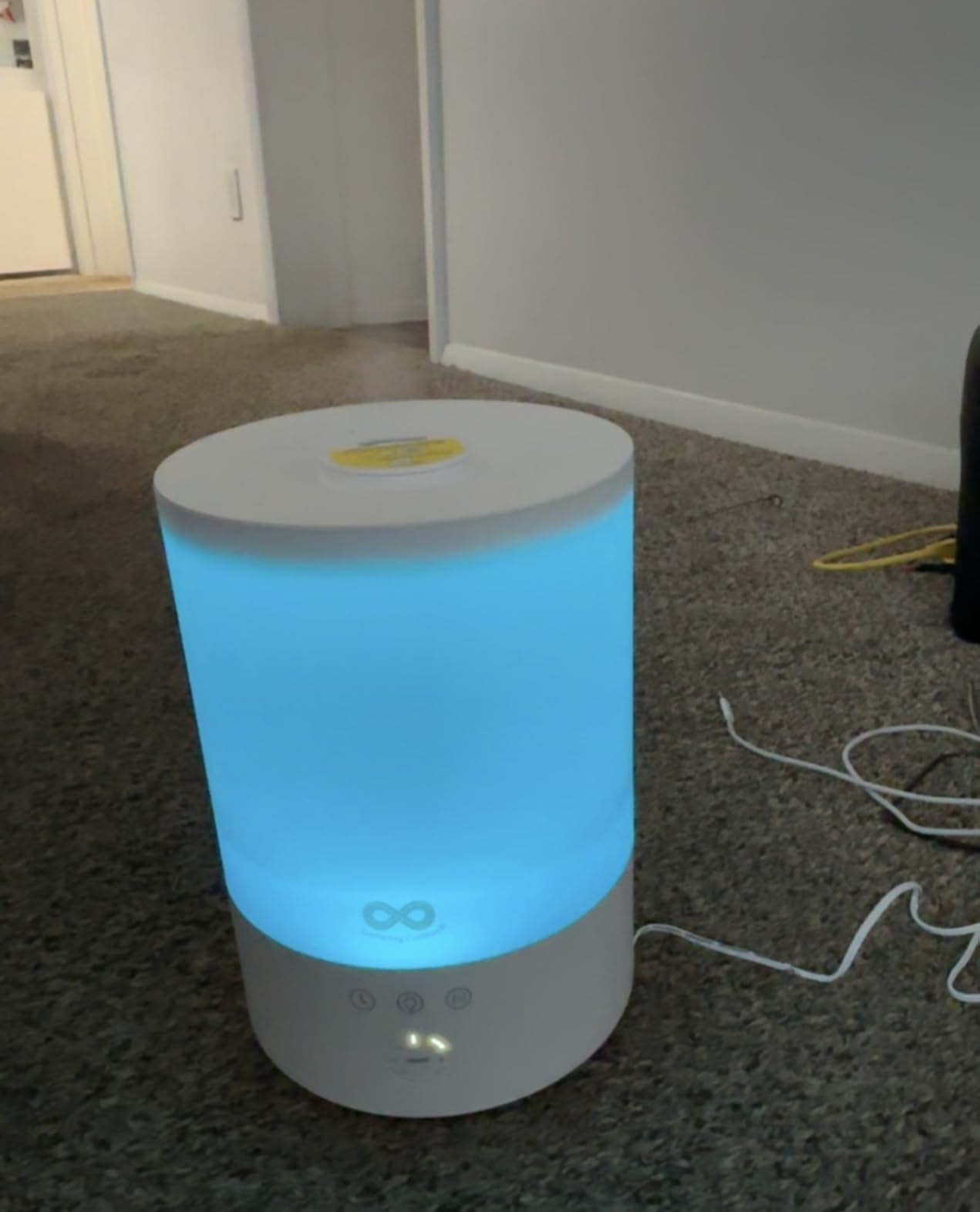 Everlasting Comfort 2.5L Top Fill Humidifier for Bedroom - 28dB Ultra-Quiet, Easy to Fill & Clean, 24HR Runtime, Night Light, Timer, Ultrasonic Cool Mist, Auto Shut-Off for Indoor Use - White customer photo 2