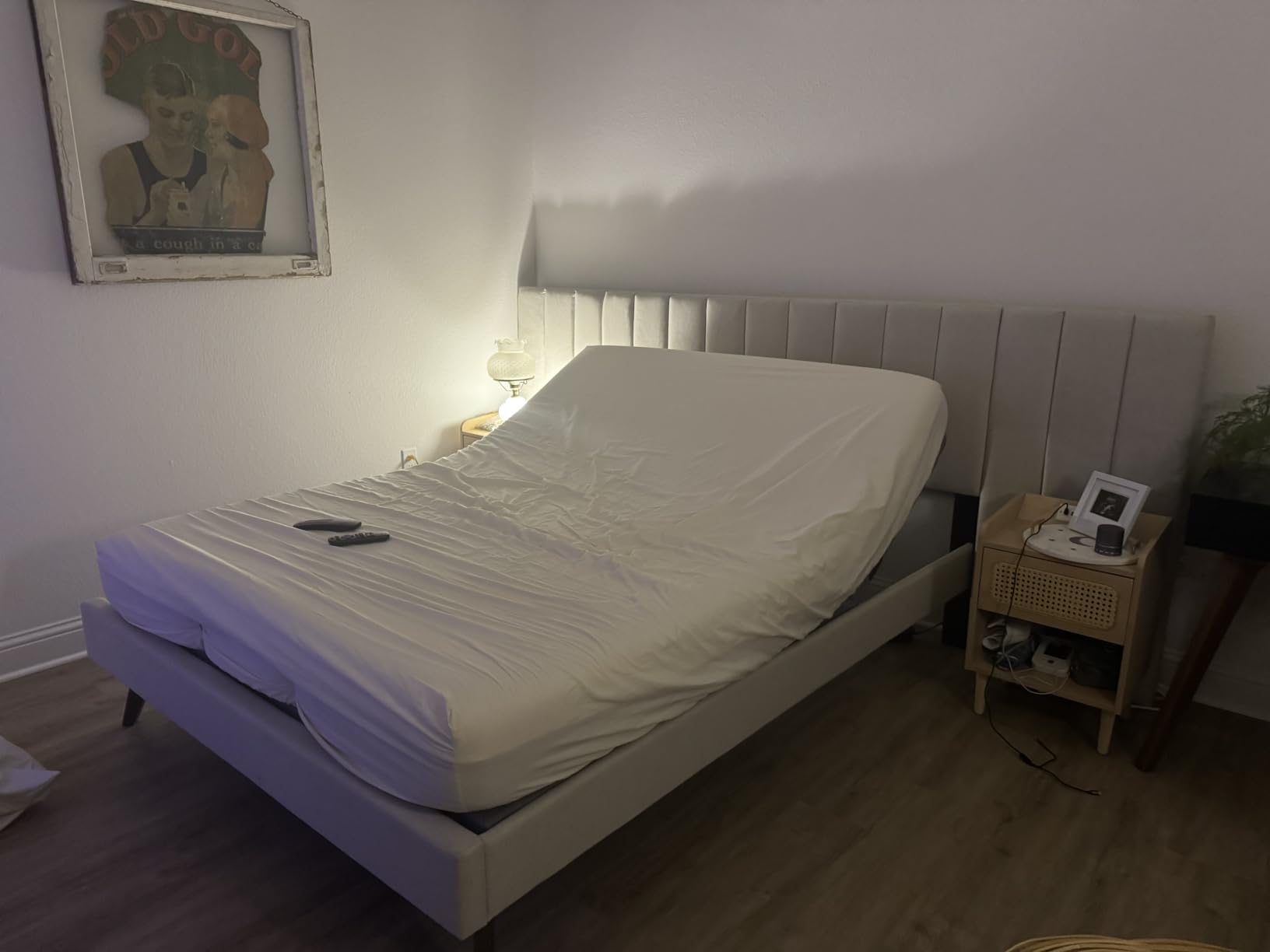 Adjustable Bed Frame Full Size with Massage, Wireless Remote, Head Foot Incline, USB, Underbed Light - Heavy Duty Platform, Zero Gravity Bedframe customer photo 2
