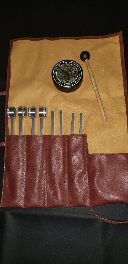 Tuning Forks For Healing Set, Weighted & Unweighted Tuning Fork 128Hz, 136.1Hz, 256Hz, 384Hz, Lead-Free Aluminum Alloy, Non-Magnetic, Hockey Puck Activator & Feet, Vegan Leather Pouch customer photo 1