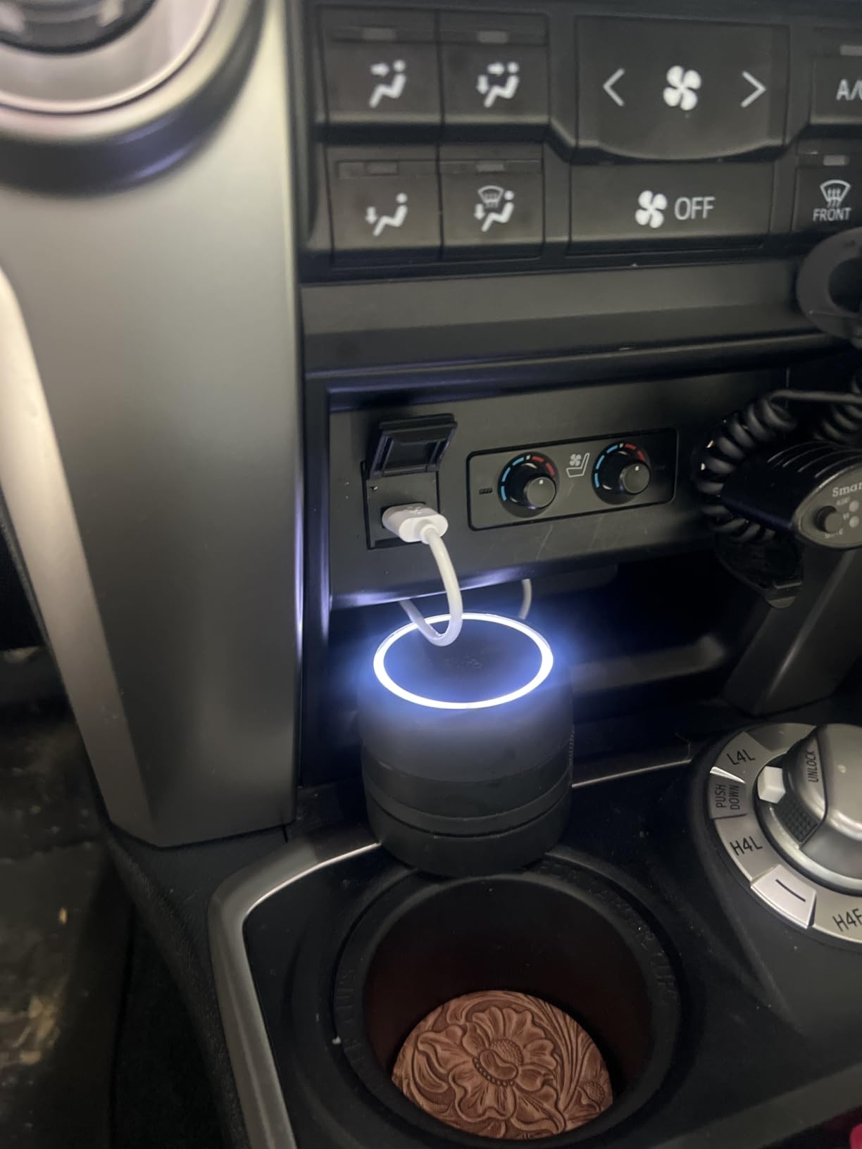 Pura Car Pro - Smart Fragrance Diffusion - Rechargeable & Cordless - Portable Smart Car Diffuser with USB-C Cable - Start & Stop Accelerometer Detects Motion - Diffuser Only customer photo 1