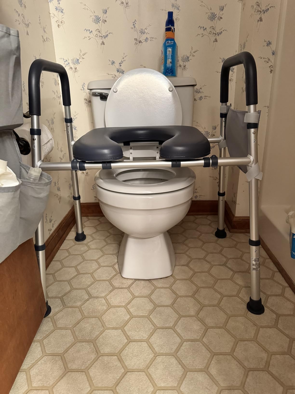 HOMLAND Toilet Seat Risers for Seniors, Raised Toilet Seat with Handles | Elevated Toilet Seat with Padded Seat, Adjustable Heigth & Width, suitable for Elderly, Handicap, Fit Most Toilet, Blue customer photo 2