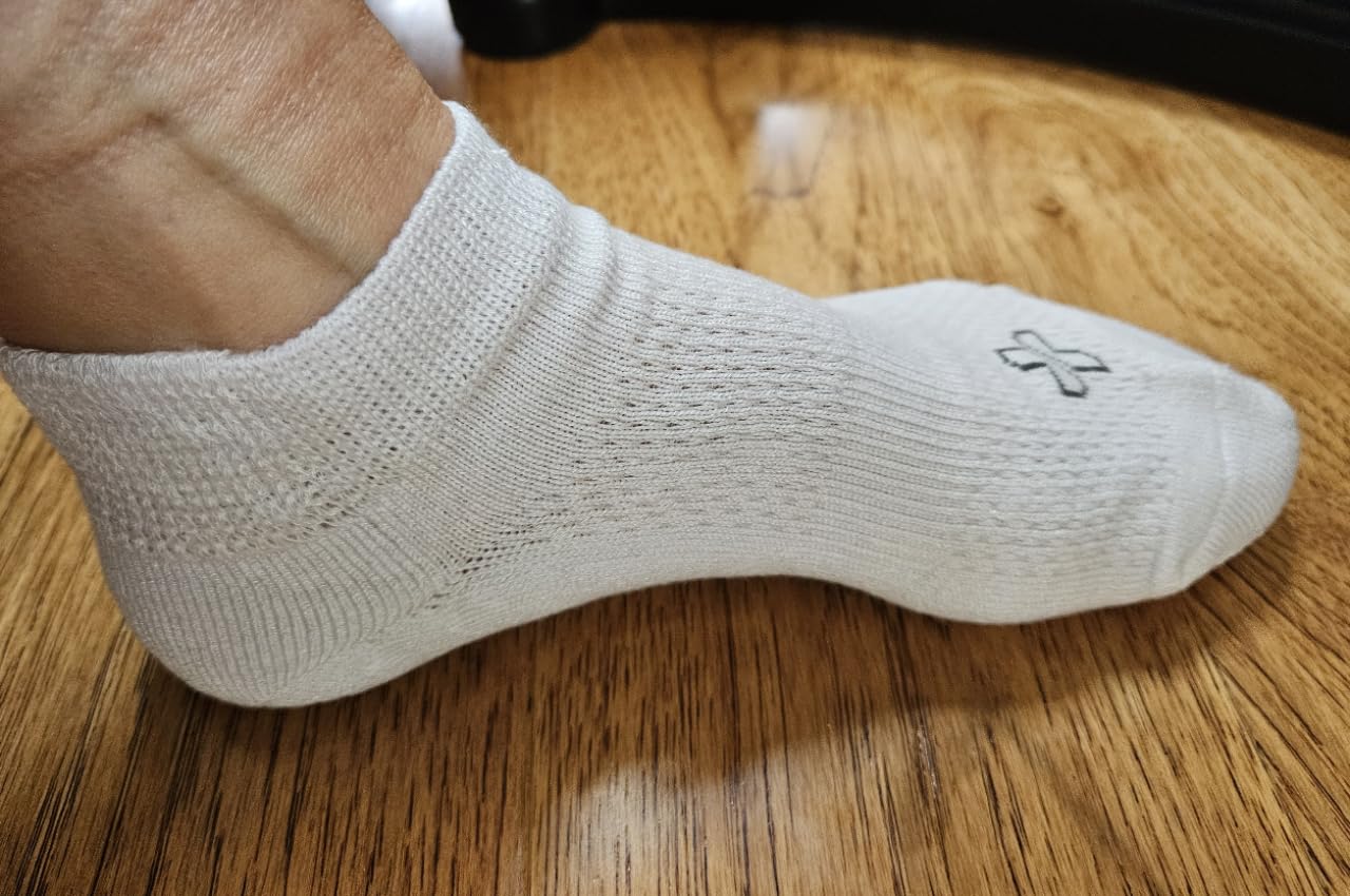 Doctor's Select Viscose Bamboo Diabetic Socks for Women & Men - 6 Pairs | Moisture-Wicking Bamboo Viscose, Easy Stretch, Soft Cushioning customer photo 1