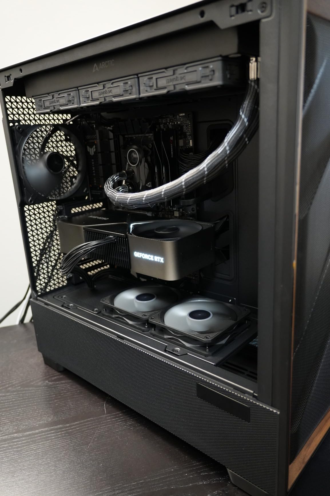 Antec Flux Pro Full-Tower E-ATX PC Case, 6 PWM Fans Included, Black | 6 PWM Fans, Walnut Wood Front Panel, High-Airflow, 90 Degree Rotated PSU Mount, 420mm Radiator Support, CPU and GPU Temp Display customer photo 2