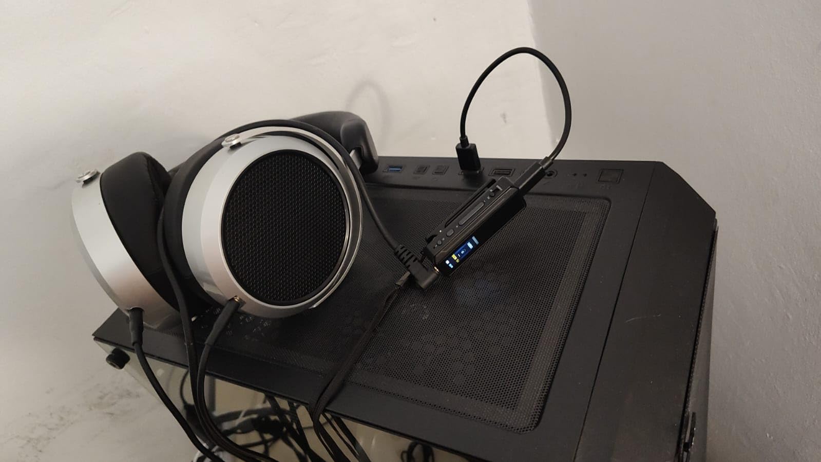 FiiO BTR13 Bluetooth Headphone Amplifier with LDAC, aptX Adaptive, aptX HD, AAC (Dual CS43131 3.5mm Unbalanced & 4.4mm Balanced Output) customer photo 1